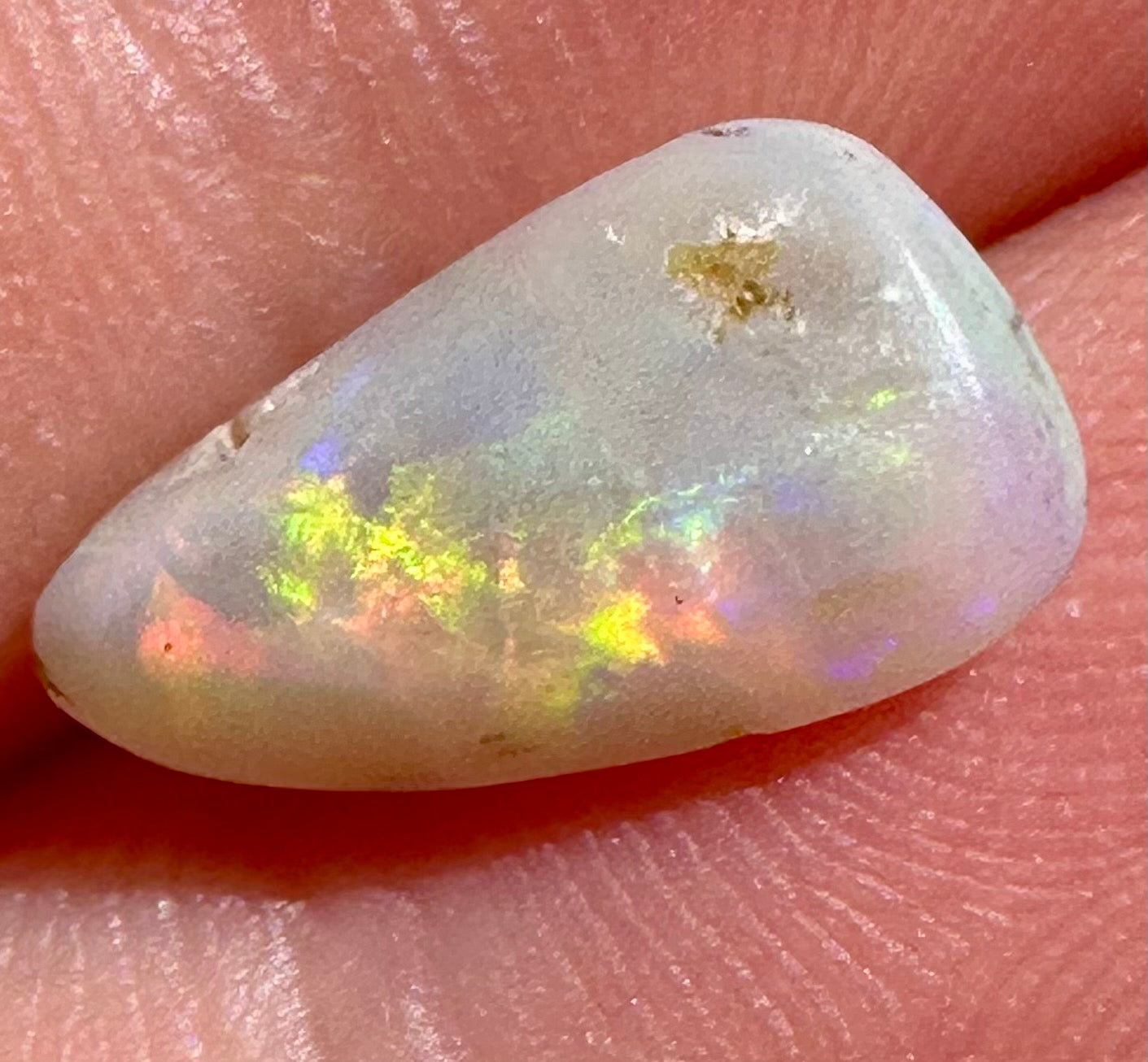 Australian Lightning Ridge multicolored unset pendant or ring opal 1ct