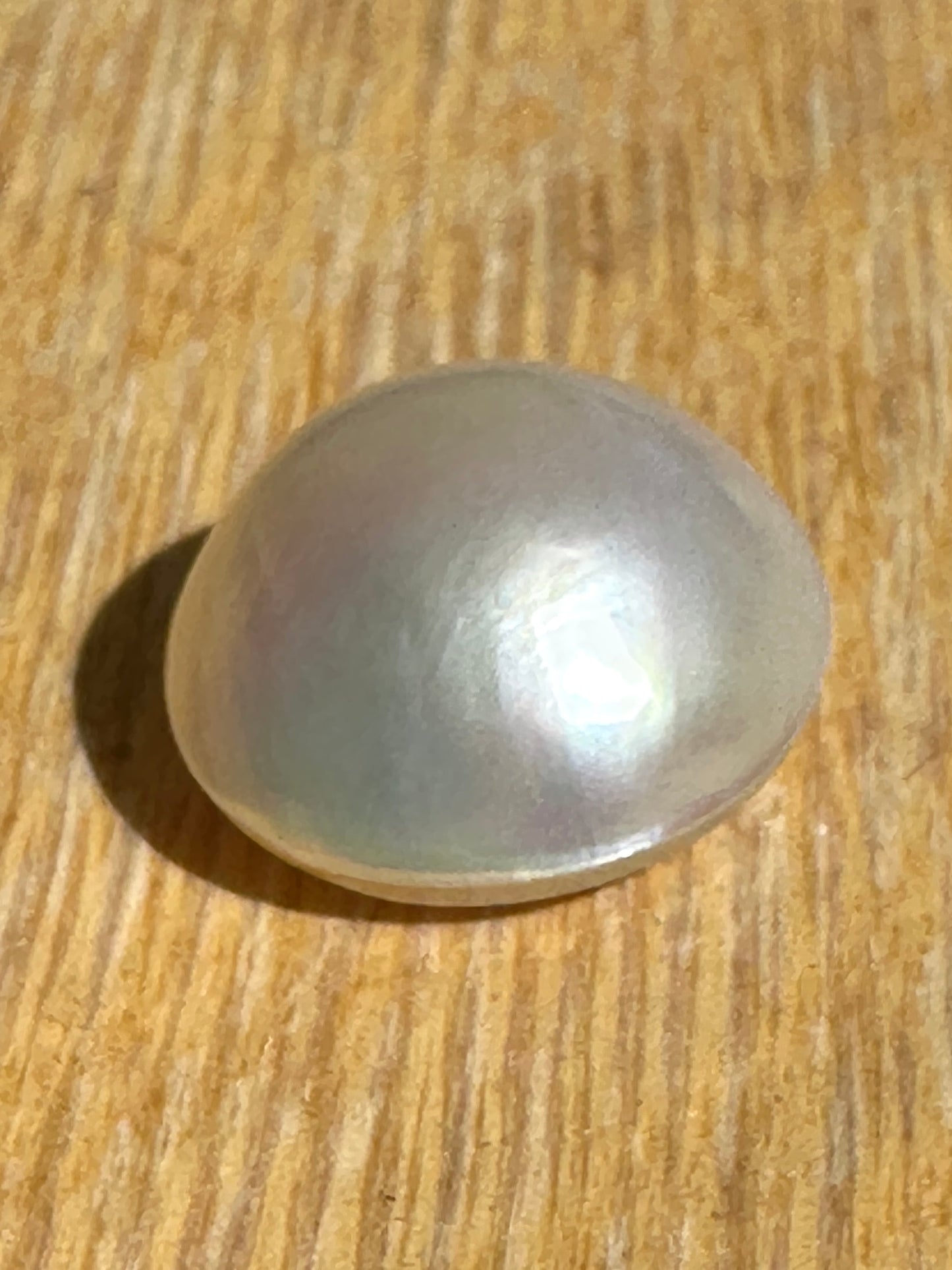 Australian white and cream Mabe Pearl unset pendant or ring or bracelet or earrings 14.935 cts