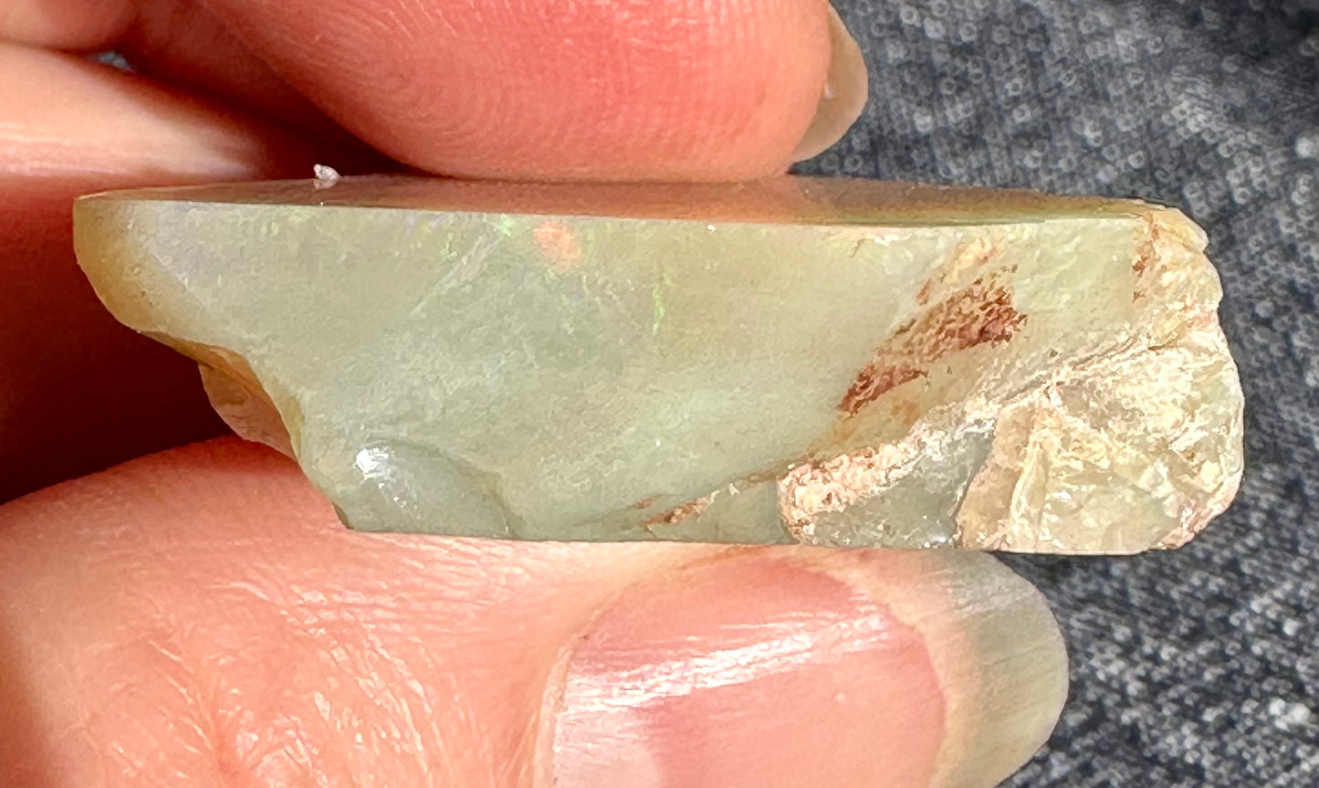 Australian rough opal 13.55 grams 32x26mm