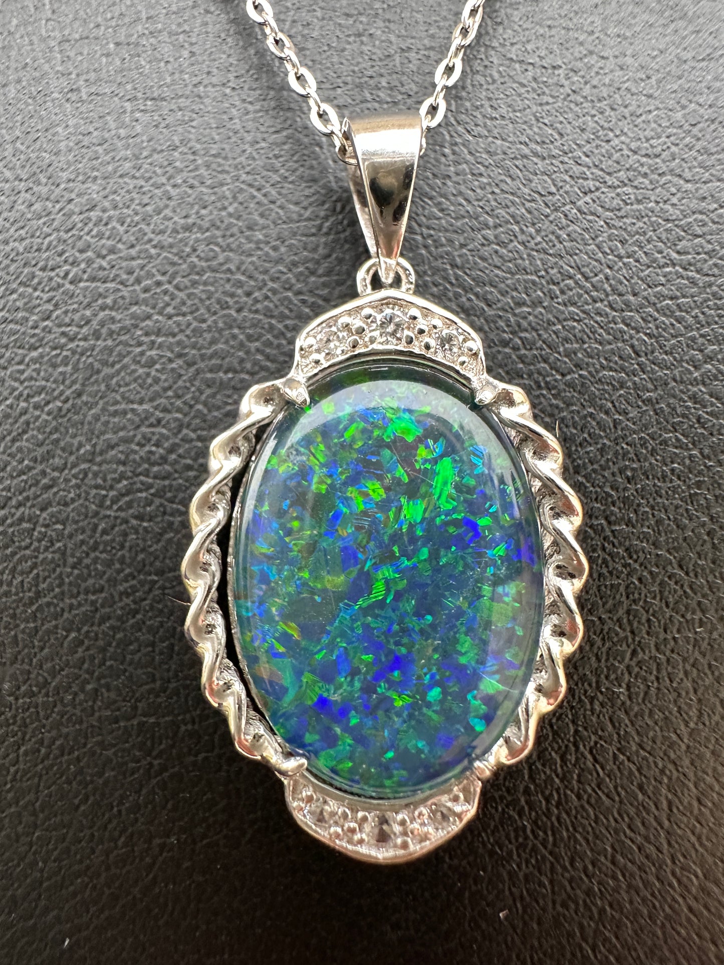 Coober Pedy Opal pendant - Australian Opal set in sterling silver 17.31 cts