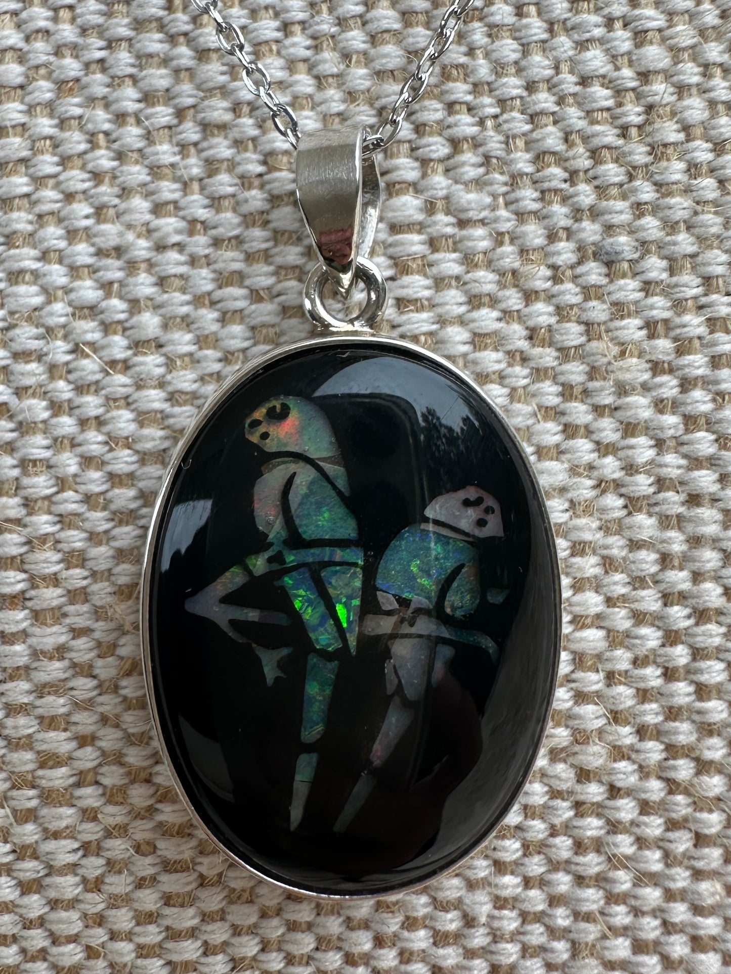Coober Pedy Opal bird pendant - Australian Opal set in sterling silver 23 cts