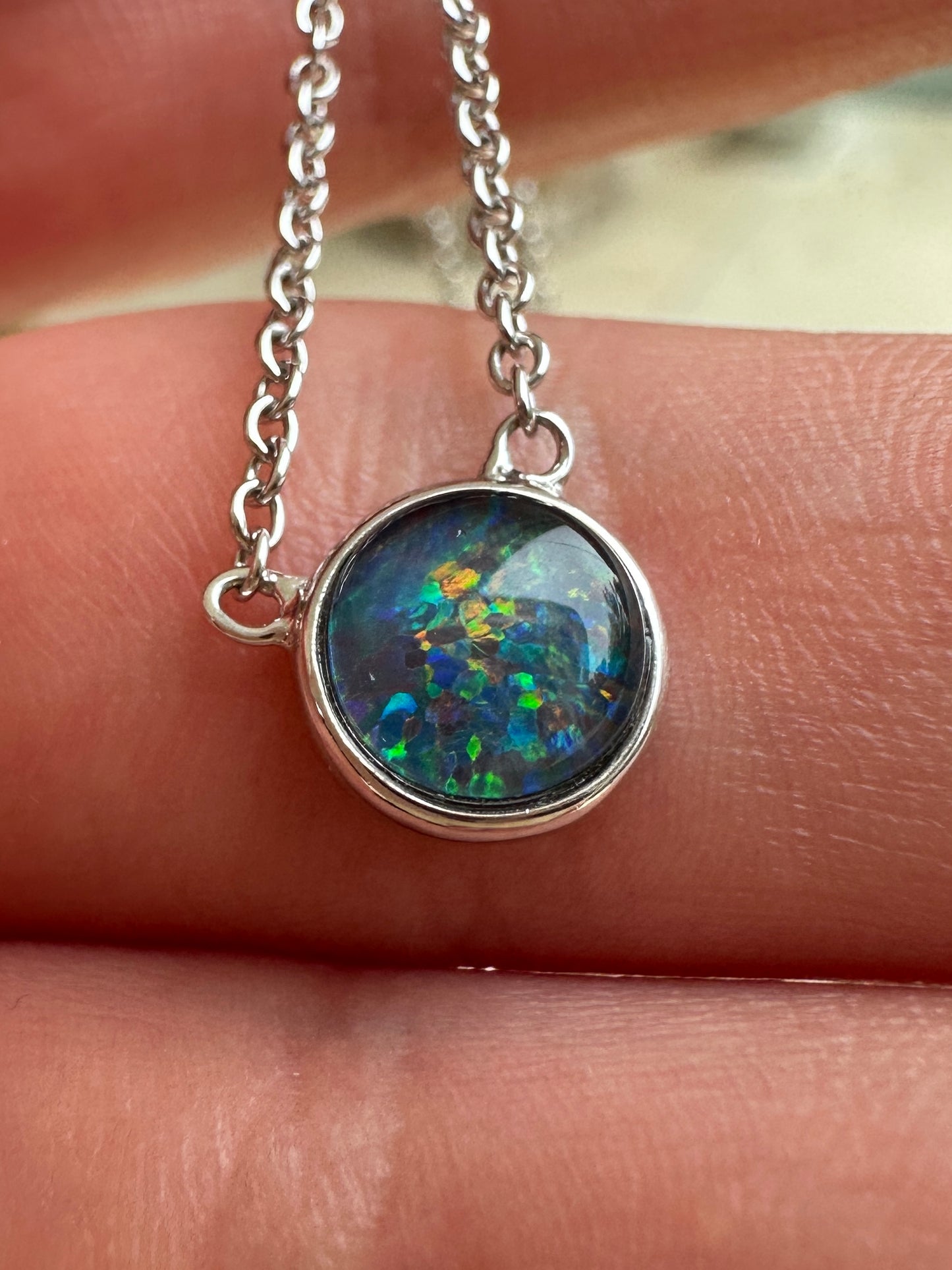 Coober Pedy triplet opal necklace - Australian natural Opal triplet set in sterling silver with chain 14.28 cts