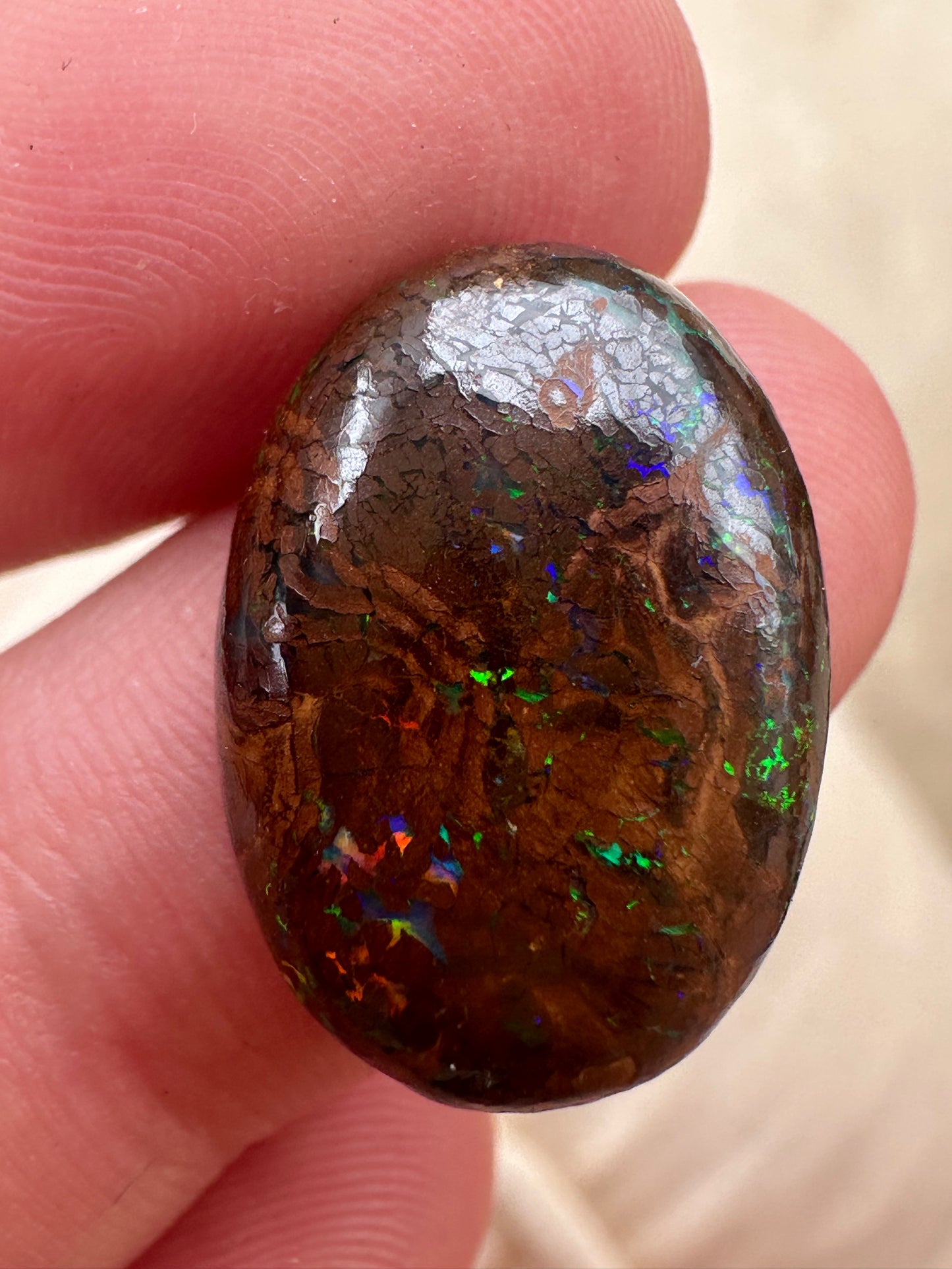 Opal Australian Queensland boulder unset pendant or ring multicolored opal 10cts