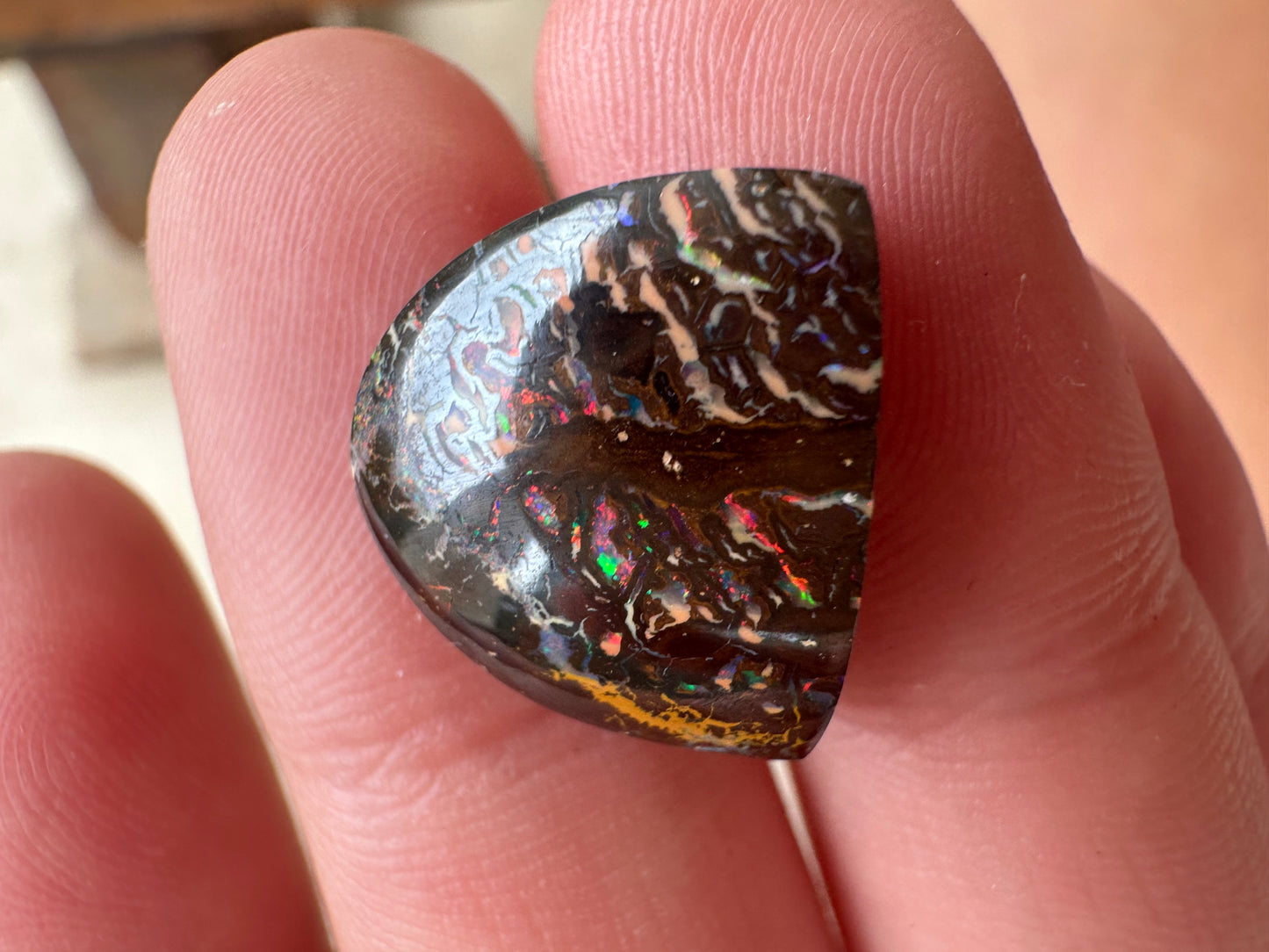 Opal Australian Queensland boulder unset pendant or ring multicolored opal 8.5cts
