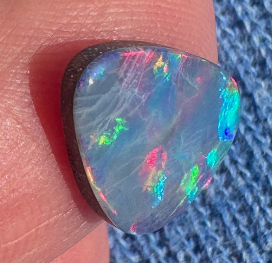 Australian natural teardrop opal doublet 2.95 cts