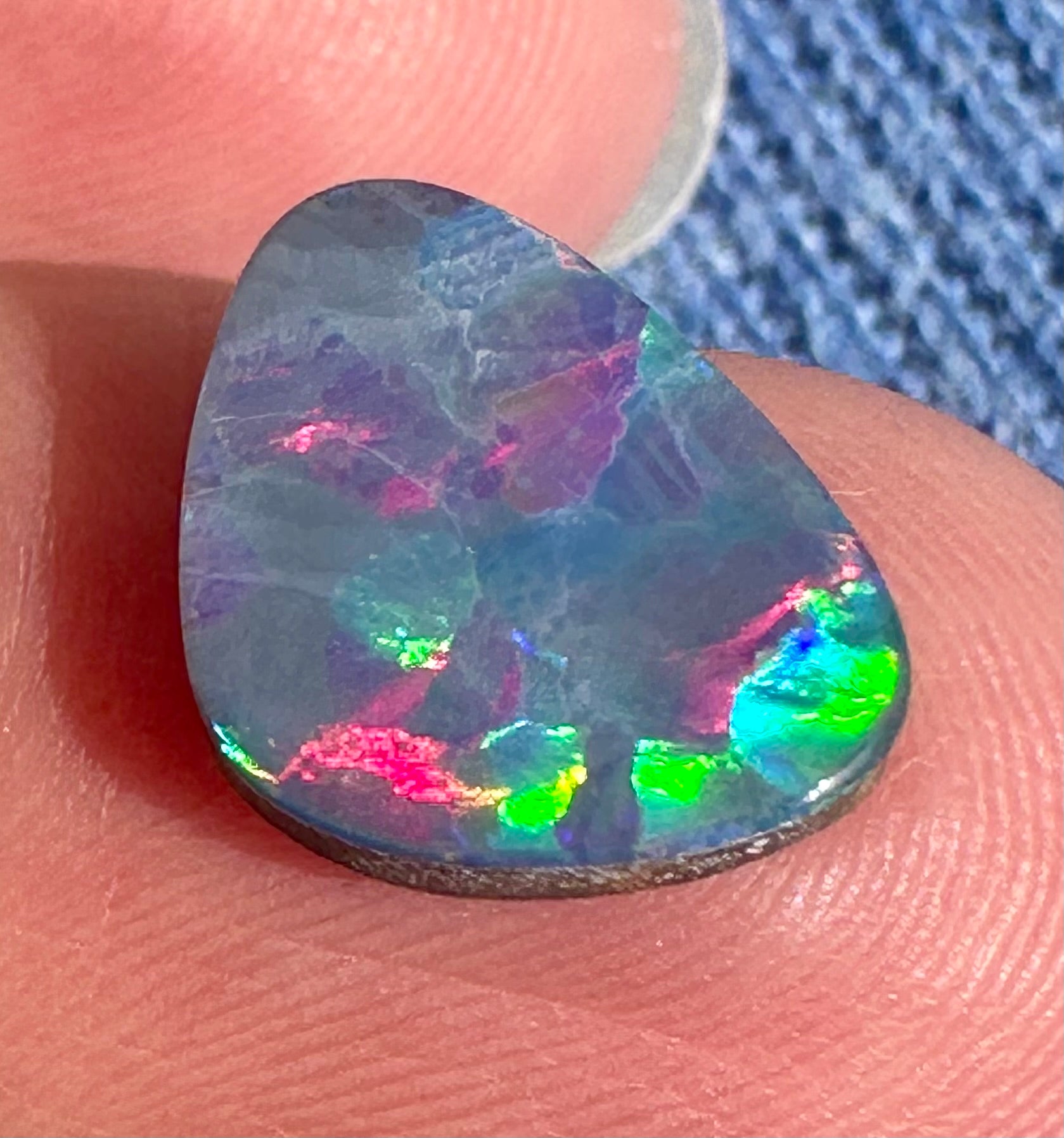 Australian natural teardrop opal doublet 2.95 cts