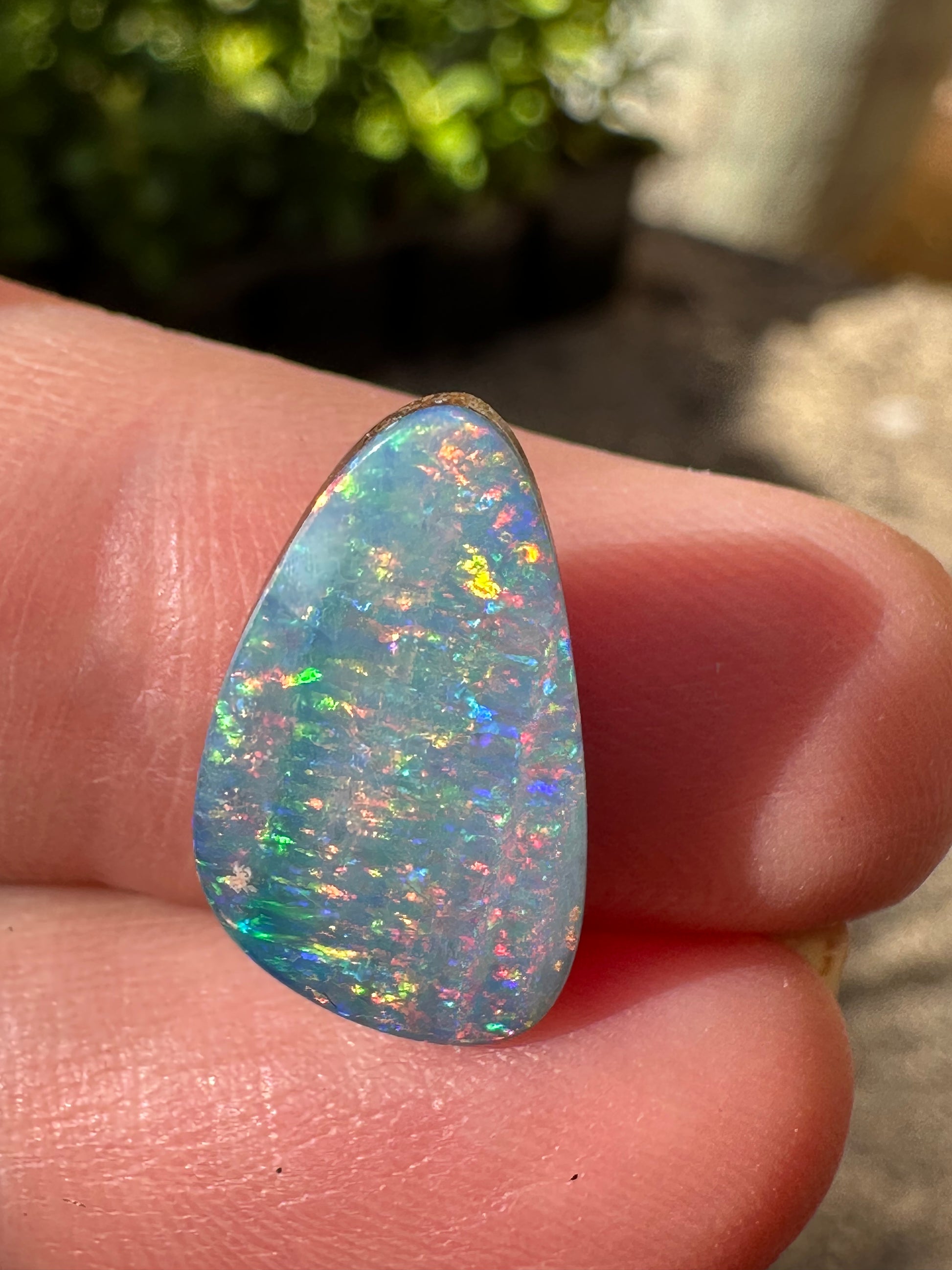 Brilliant Australian Opal doublet 4.05 cts