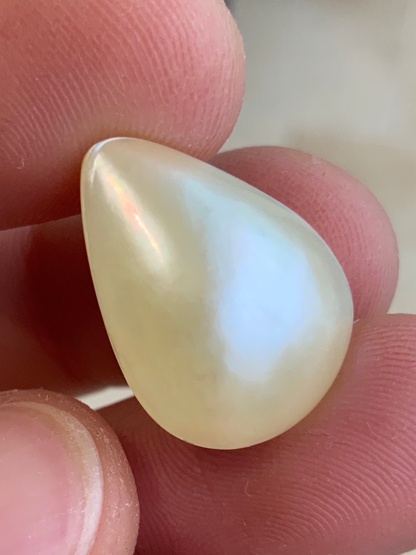Opal Essence Mabe pearl white teardrop 