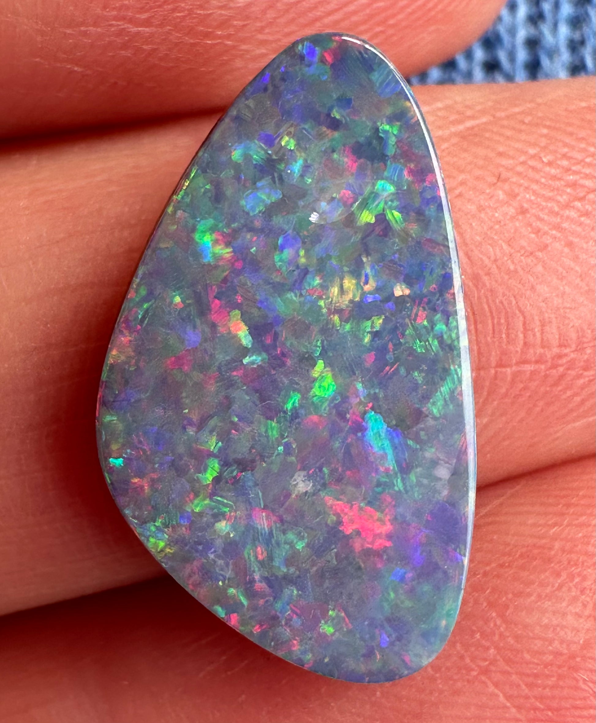 Australian opal doublet 4.9 cts