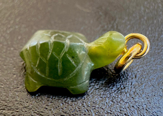 Australian Cowell Green Jade turtle Blessing Charm or Pendant 
