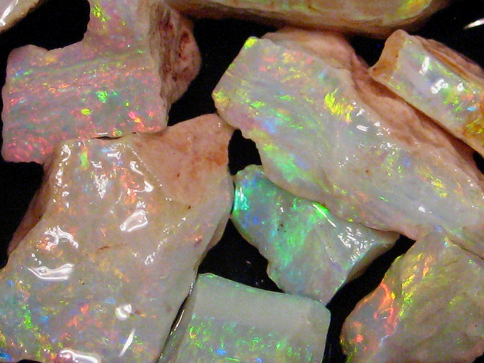 Gem quality Australian rough uncut crystal opal - Opal Essence Wholesalers 