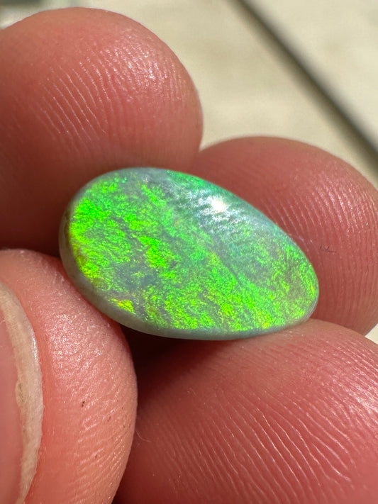 Australian Lightning Ridge multicolored black unset pendant or ring Crystal Opal green 2.30 ct