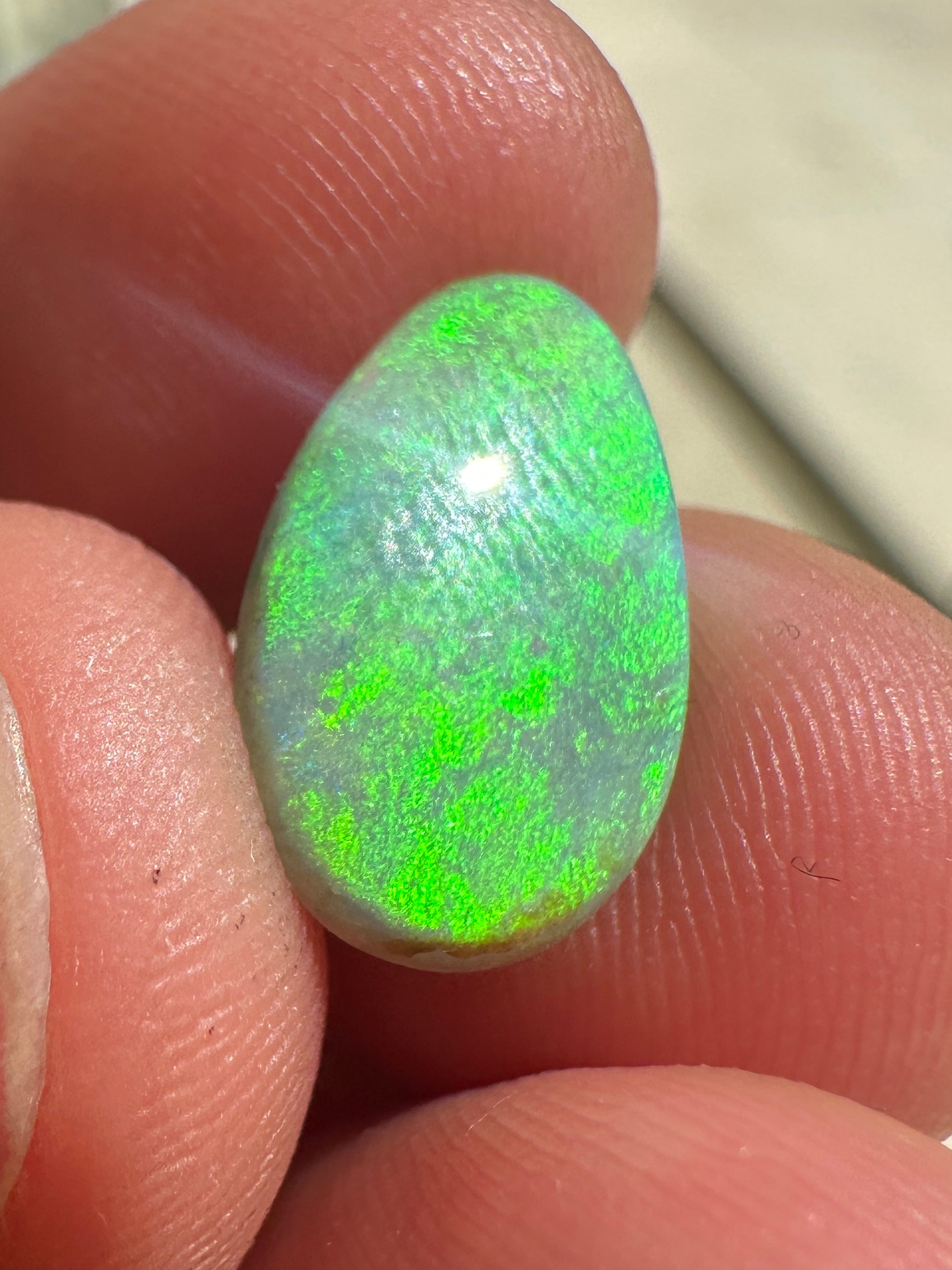 Australian Lightning Ridge multicolored black unset pendant or ring Crystal Opal green 2.30 ct