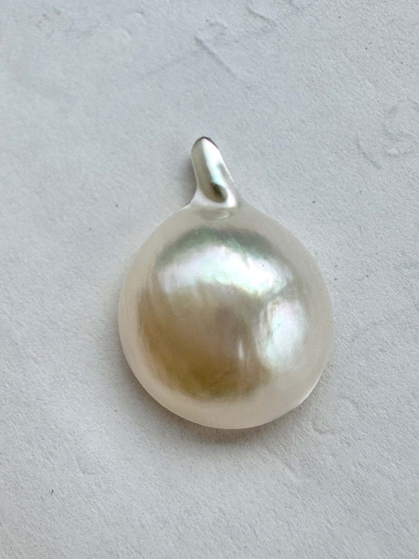 Australian white and cream Mabe Pearl unset pendant or ring or bracelet or earrings 7.27 cts