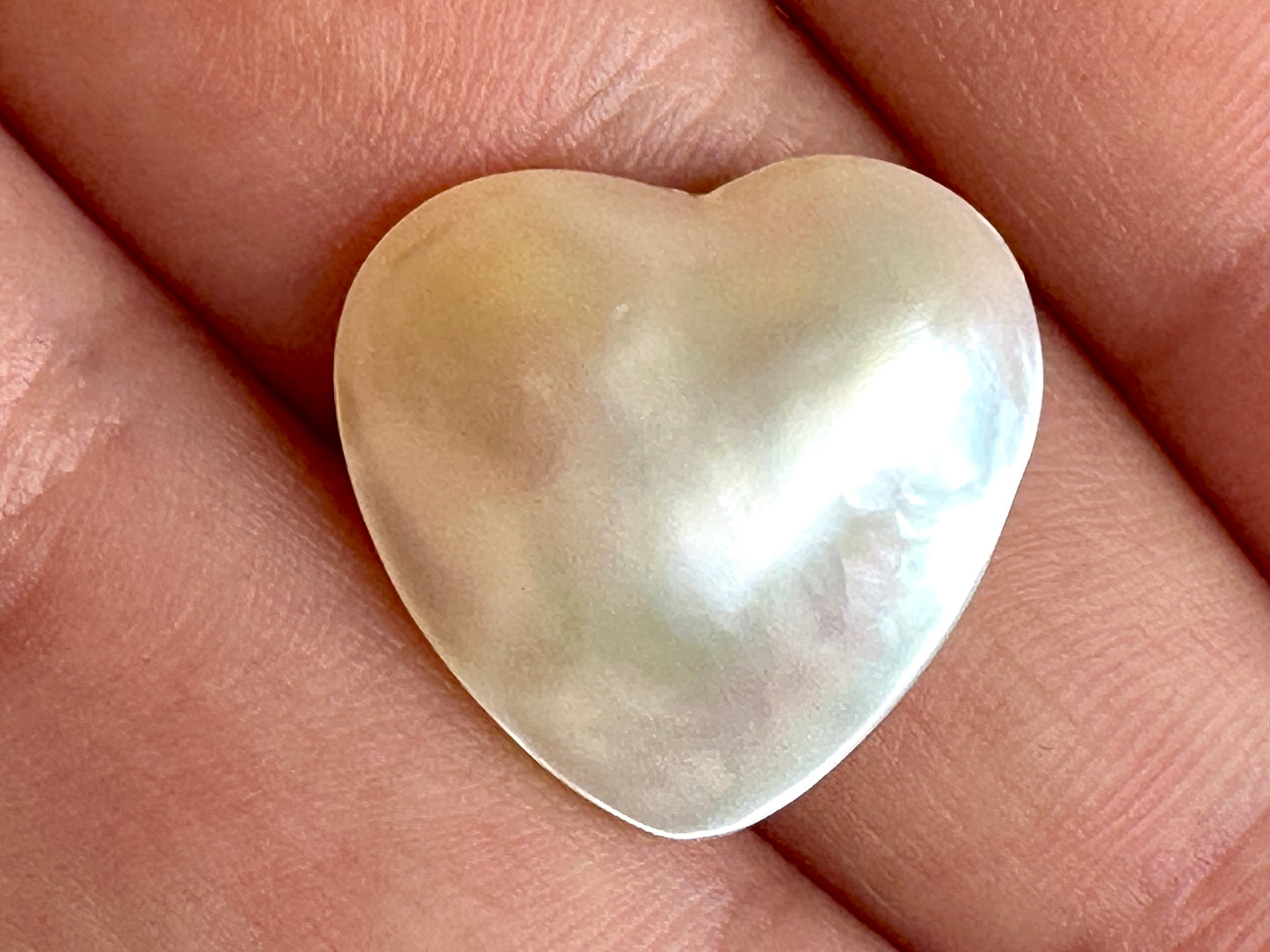 Australian white and cream Mabe Pearl unset pendant or ring or bracelet or earrings 9.73 cts