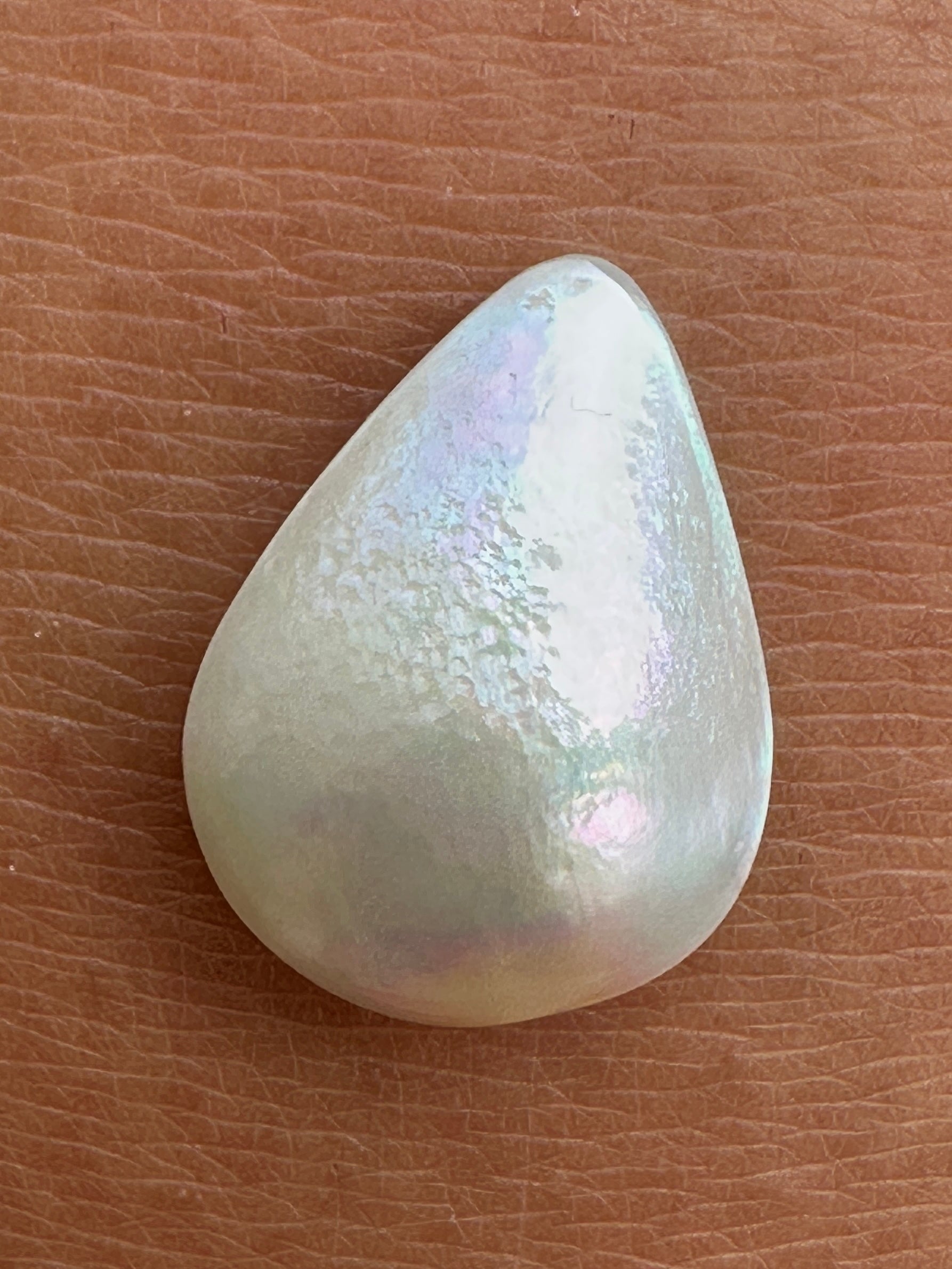 Australian white and cream Mabe Pearl unset pendant or ring or bracelet or earrings 7.22 cts