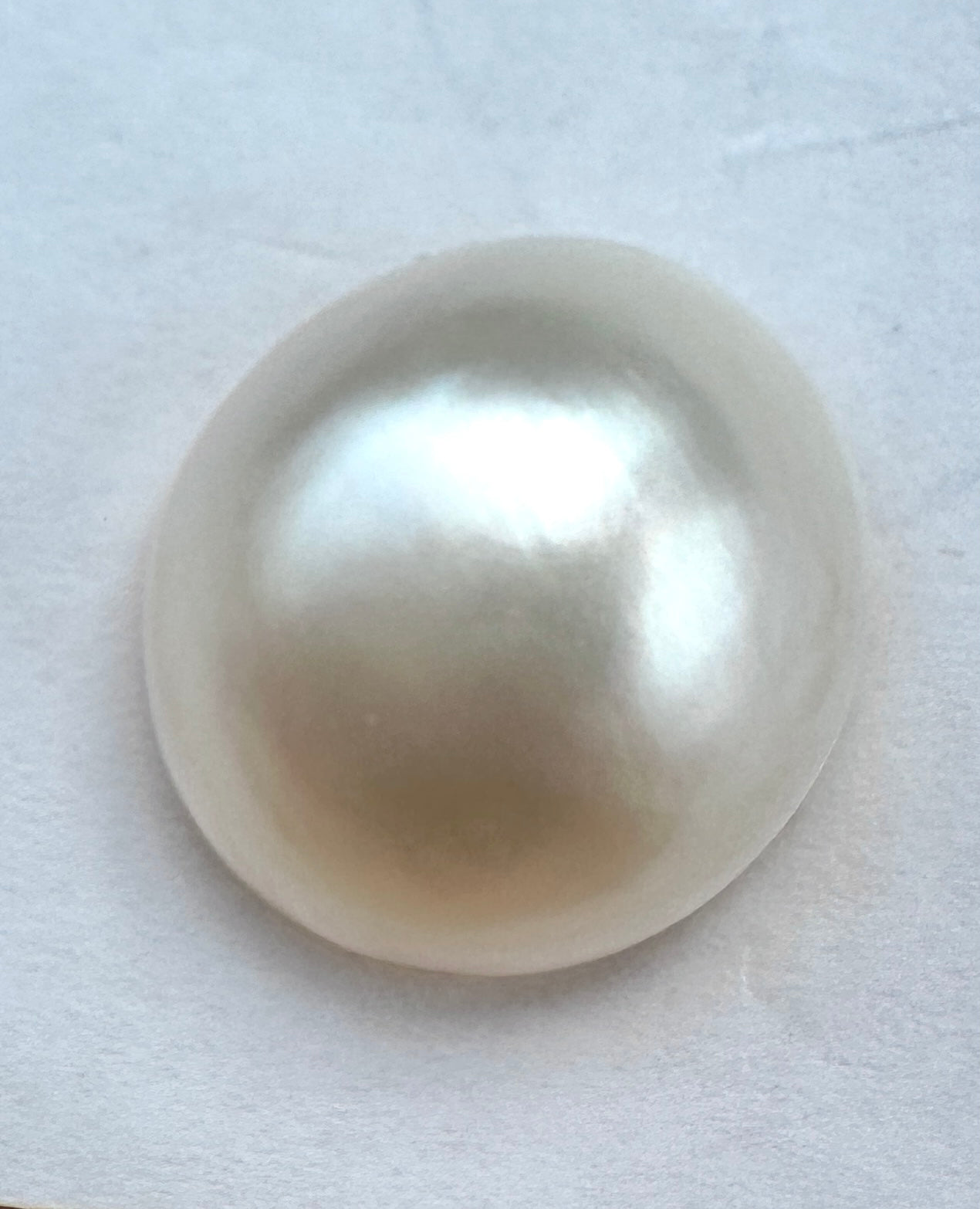 Australian white and cream Mabe Pearl unset pendant or ring or bracelet or earrings 13.26 cts
