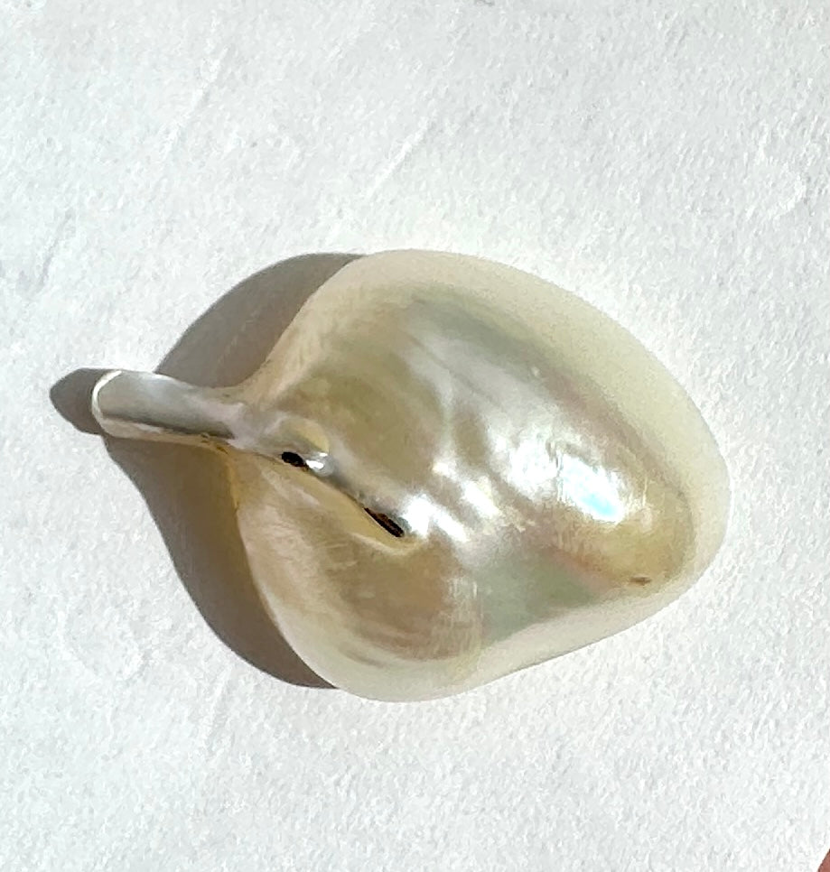Australian white and cream Mabe Pearl unset pendant or ring or bracelet or earrings 8.965 cts
