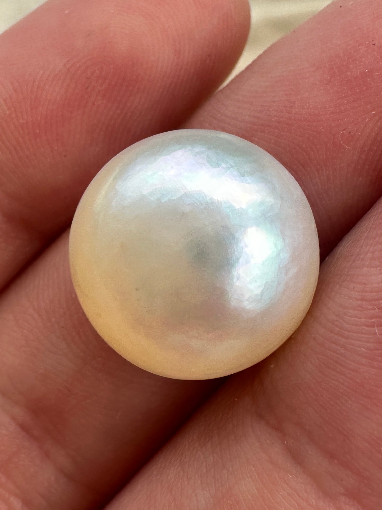 Australian white and cream Mabe Pearl unset pendant or ring or bracelet or earrings 9.205 cts