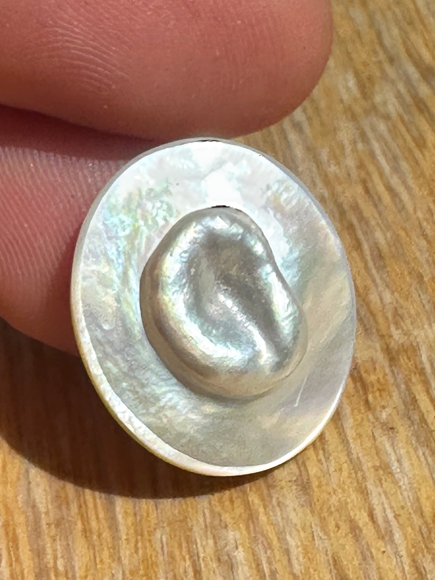 Australian white and cream Mabe Pearl unset pendant or ring or bracelet or earrings 11.445 cts