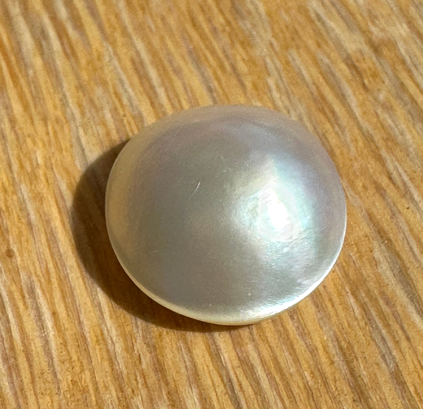 Australian white and cream Mabe Pearl unset pendant or ring or bracelet or earrings 9.17 cts