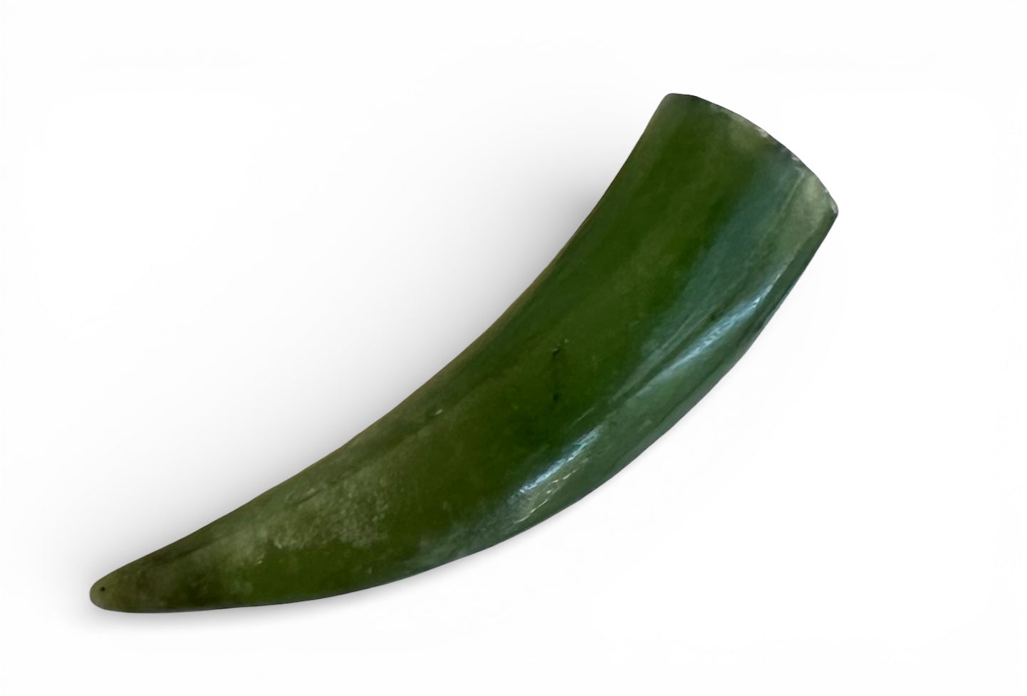 Australian Cowell green jade Talon/Horn blessing carving