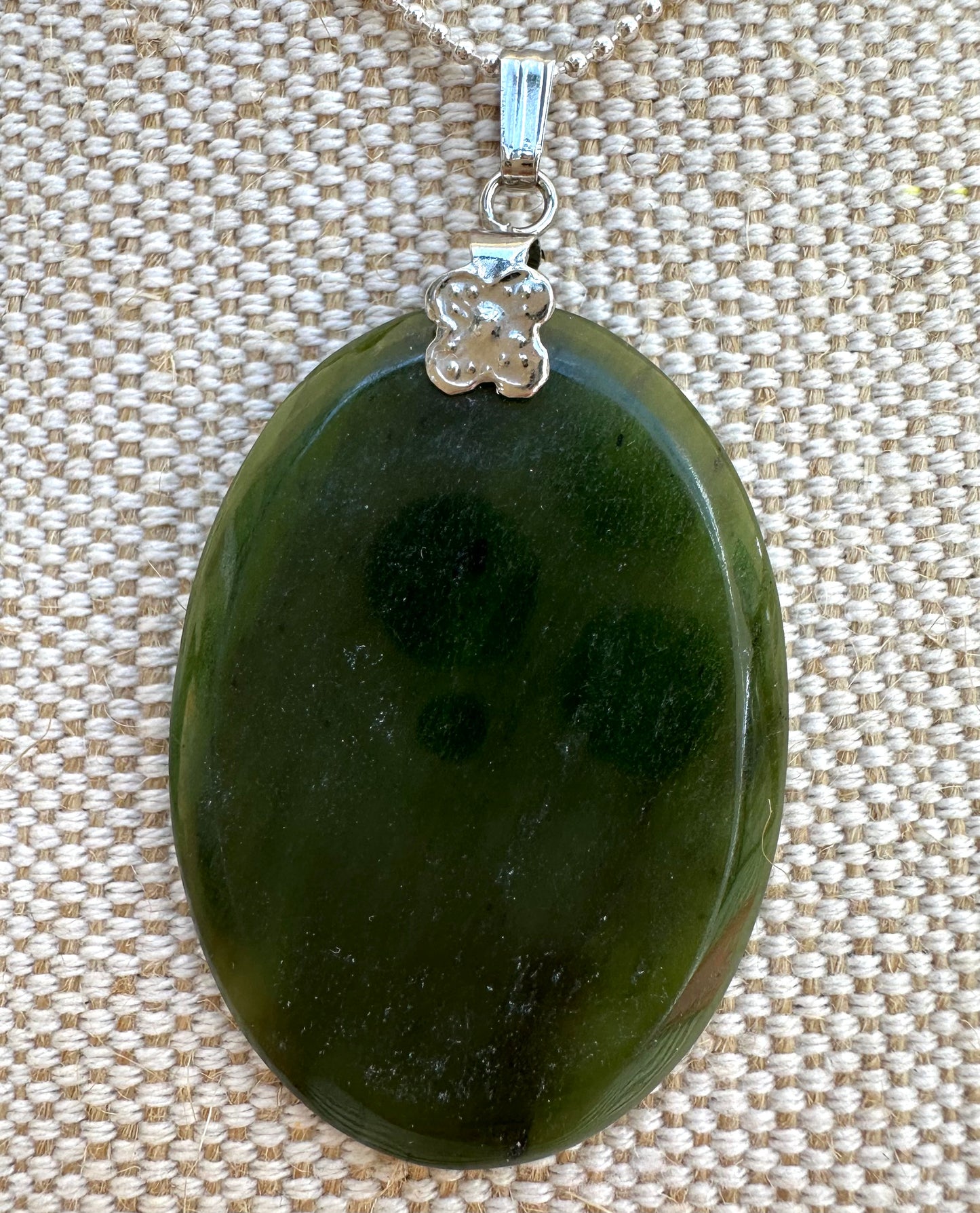 Australian Cowell jade large oval pendant