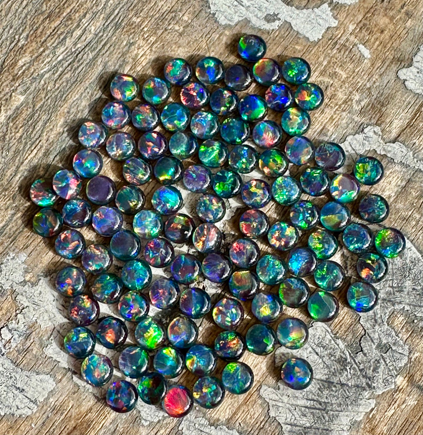 100 Australian Opal Triplets 5mm