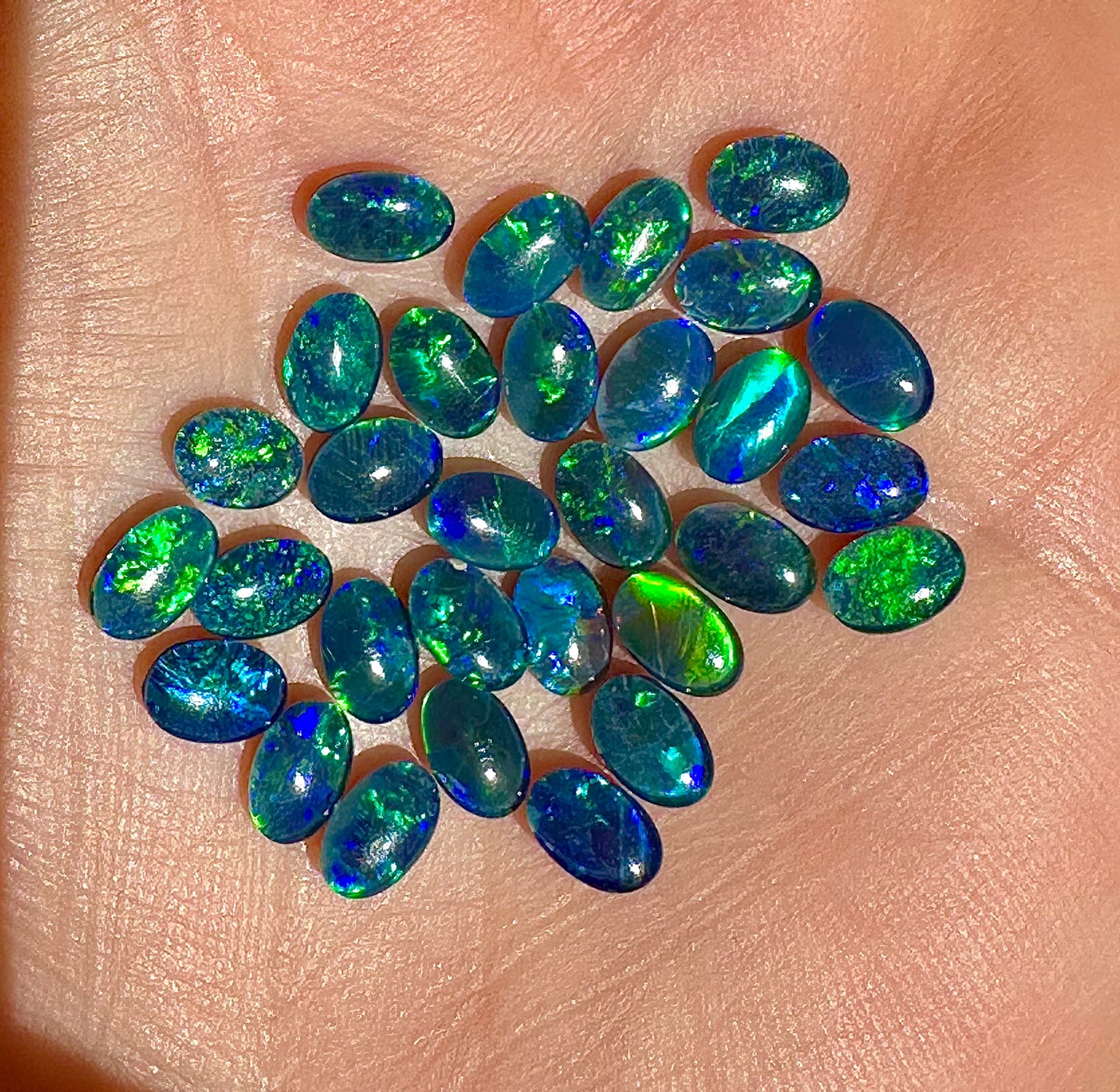 Australian Gem opal triplets 6x4 mm 