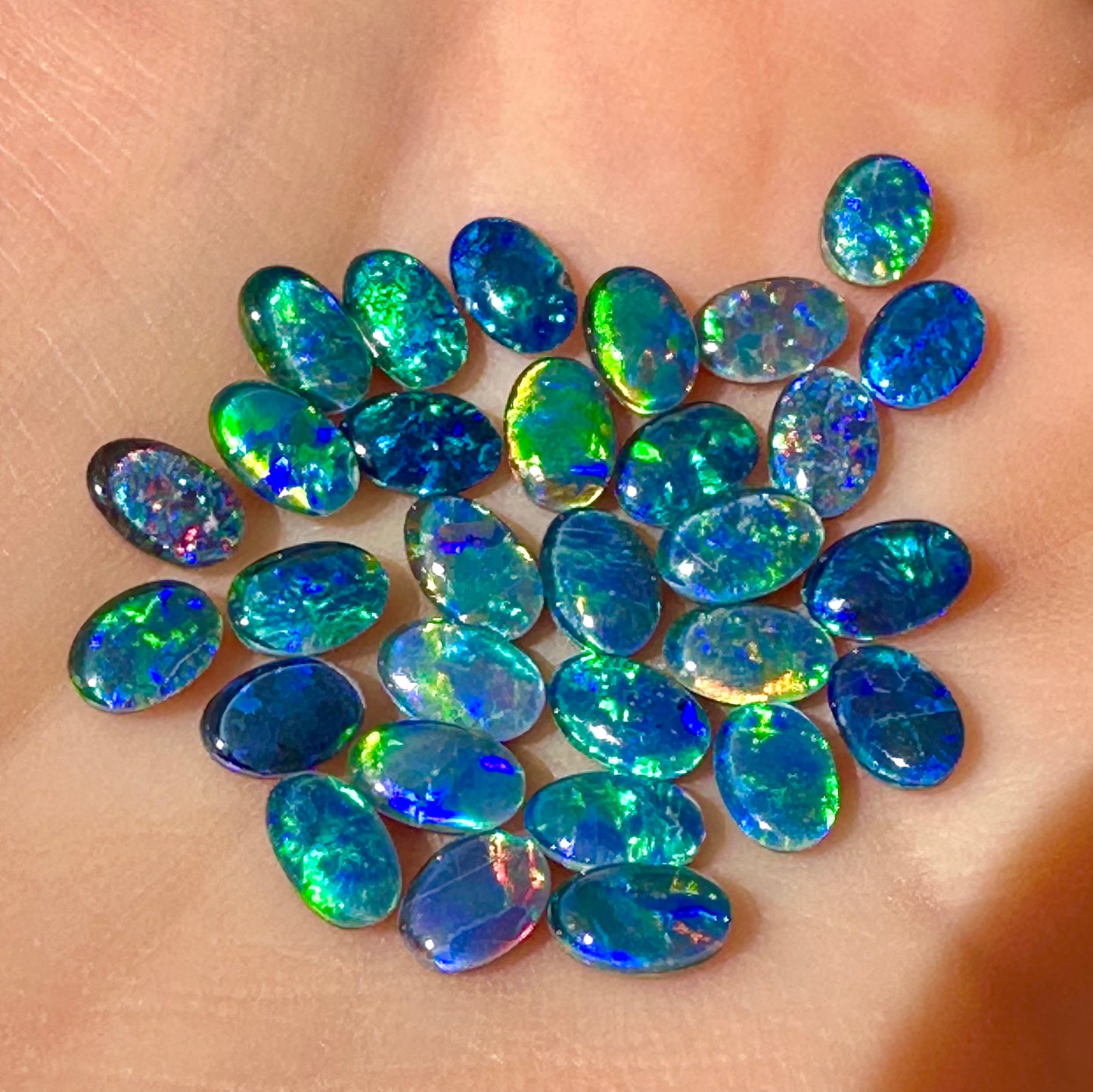 Australian Gem opal triplets 6x4 mm 