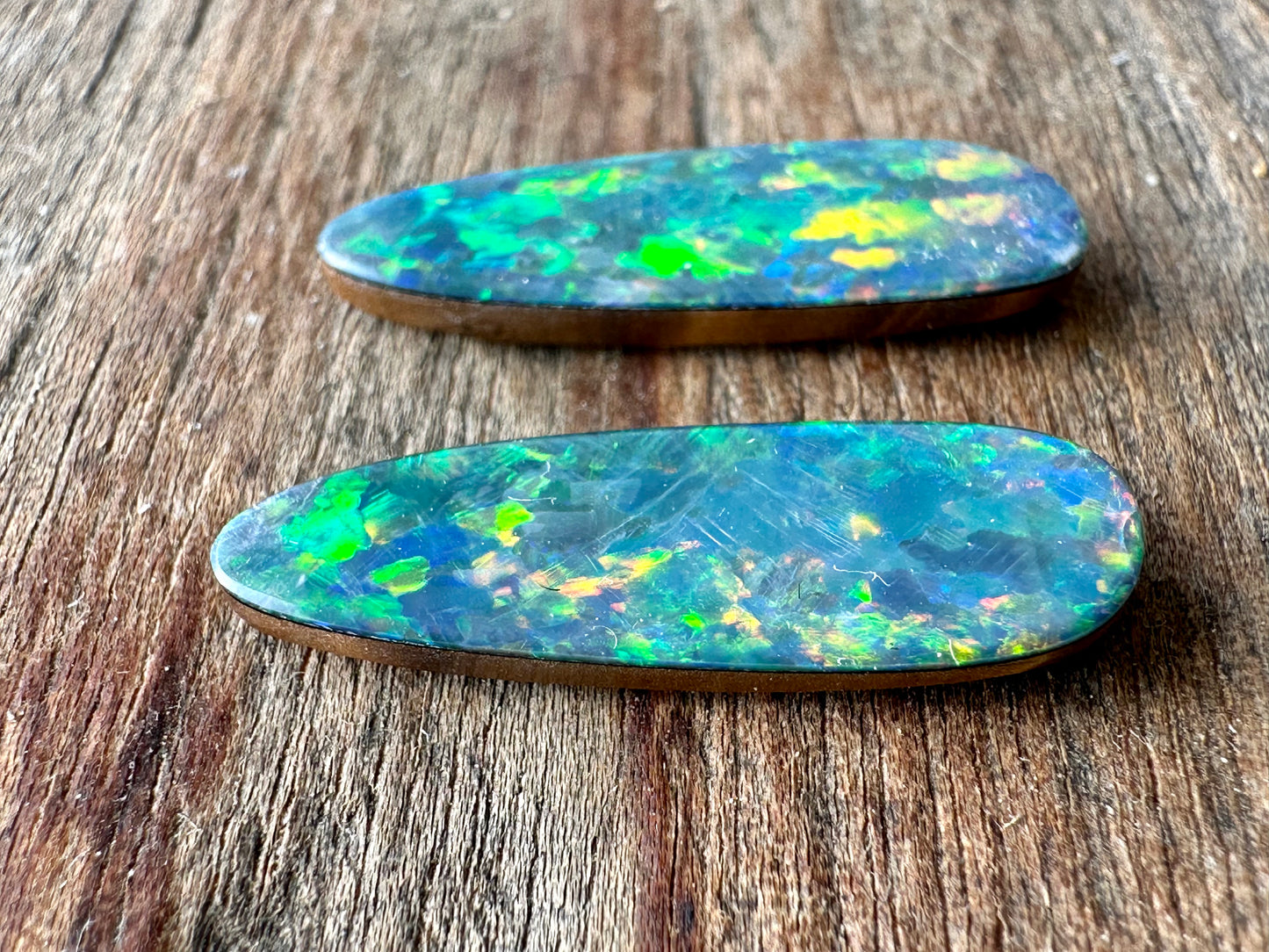 Brilliant matching opal doublets