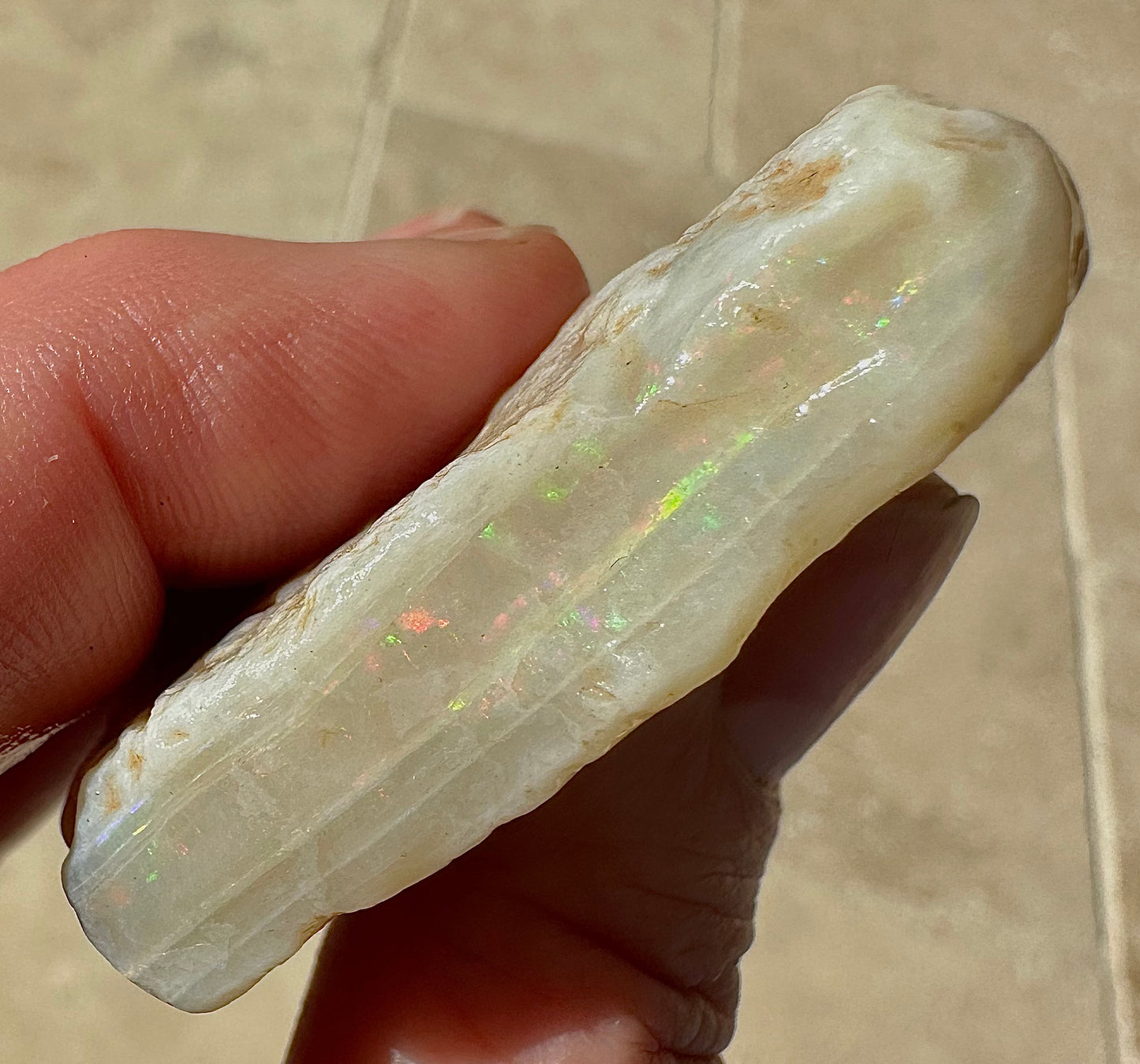 Large Mintabie uncut rough opal