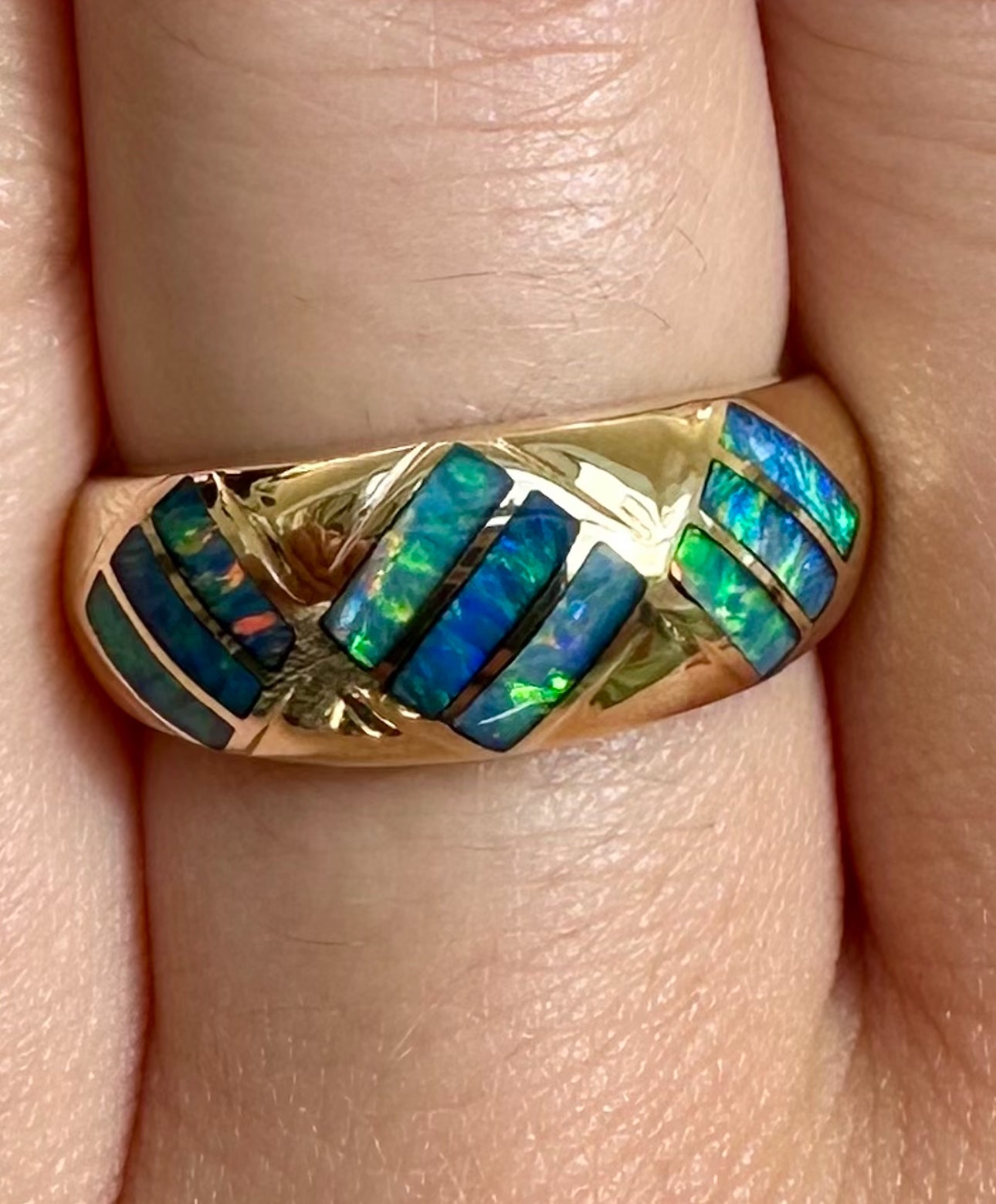 Stunning 14k Yellow Gold Australian Opal Inlay Ring - Opal Essence Wholesalers 