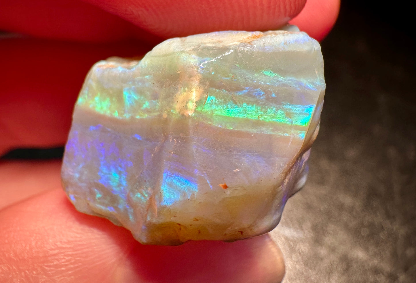 Opal Essence Australian Lambina Rough Grey Base opal multicolored Unset 