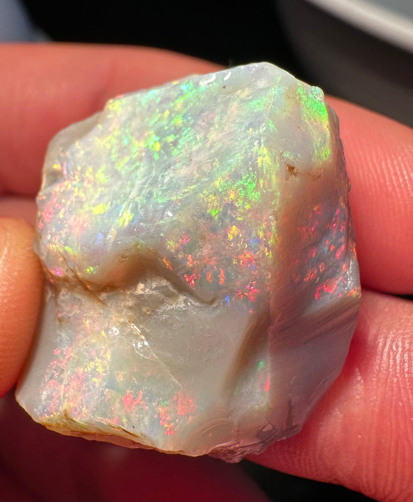Opal Essence Australian Lambina Rough Grey Base opal multicolored Unset 