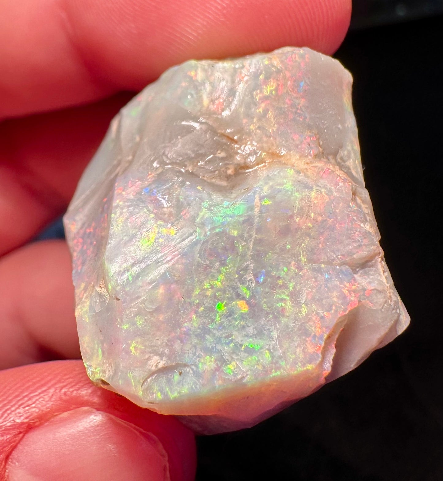 Opal Essence Australian Lambina Rough Grey Base opal multicolored Unset 