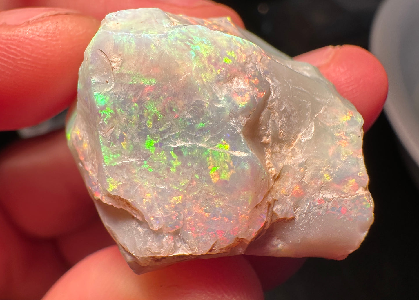 Opal Essence Australian Lambina Rough Grey Base opal multicolored Unset 