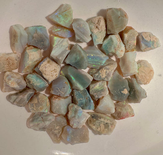 Opal Essence Australian Lambina Rough Grey Base opal multicolored Unset 