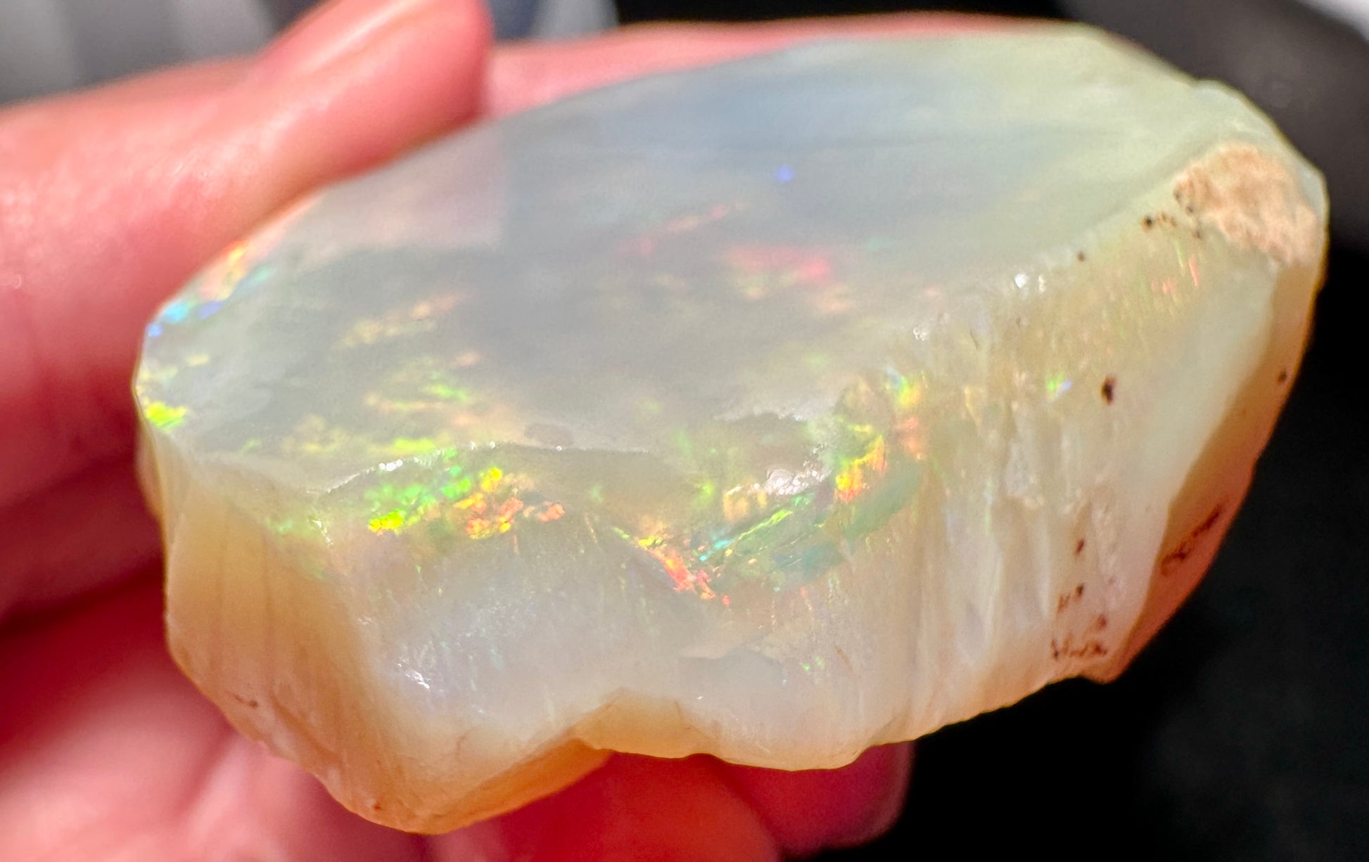 Opal Essence Australian Lambina Rough Grey Base opal multicolored Unset 