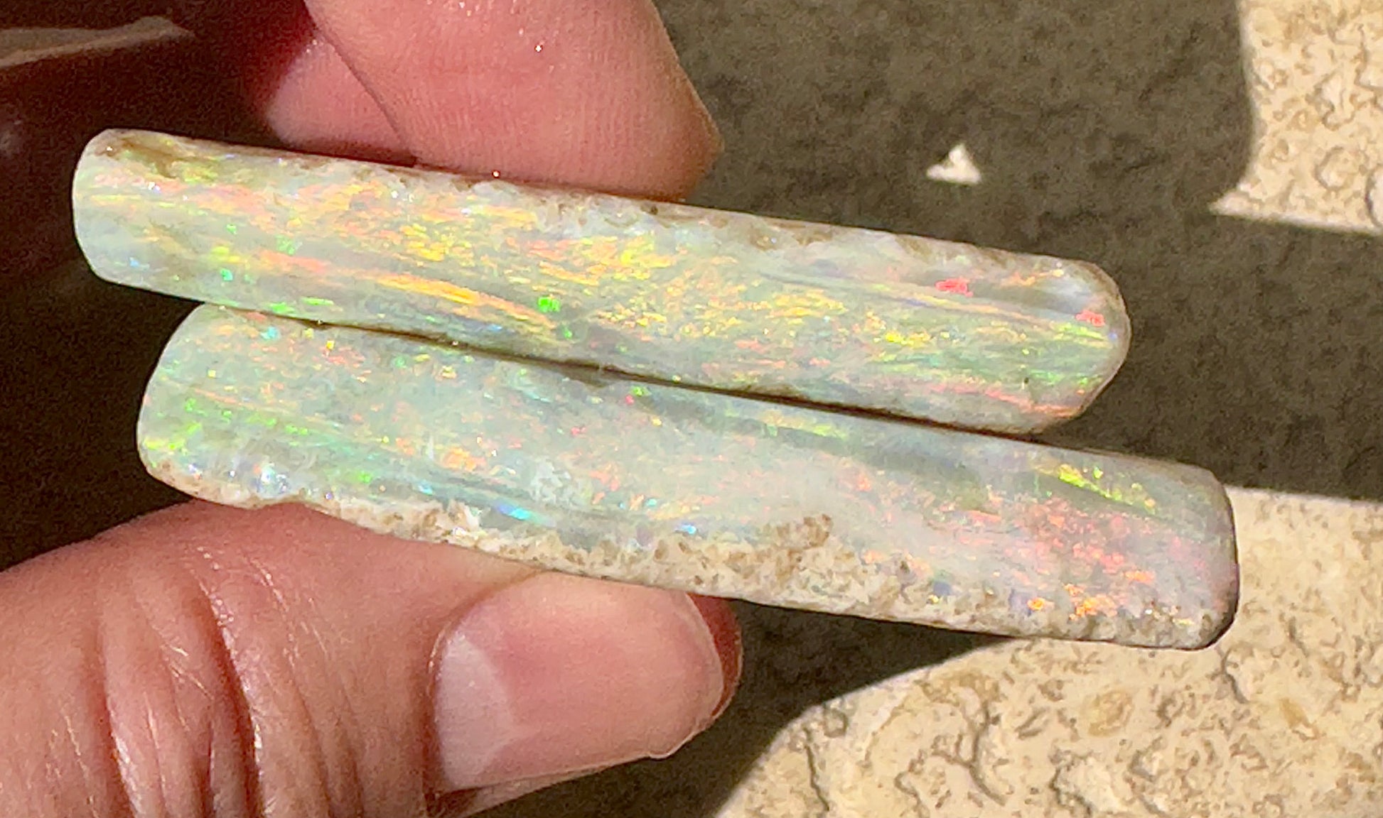 Gem grade Mintabe Crystal opal 1.49 troy ounces - Opal Essence Wholesalers 