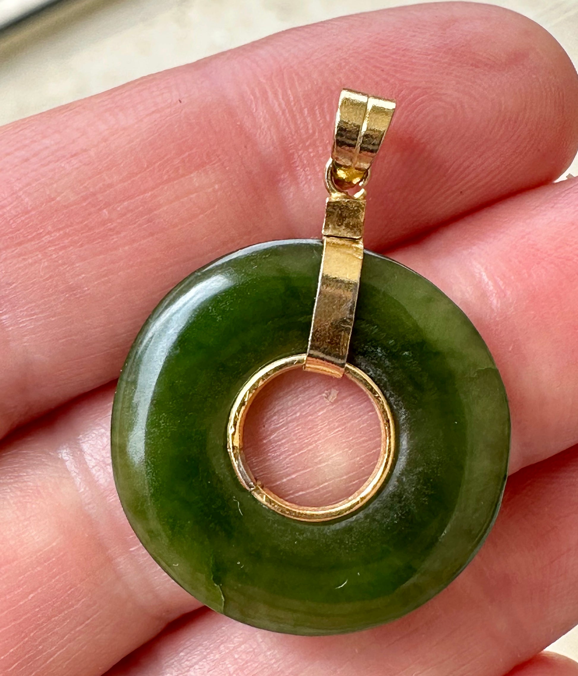 Australian Cowell jade "circle of life" pendant