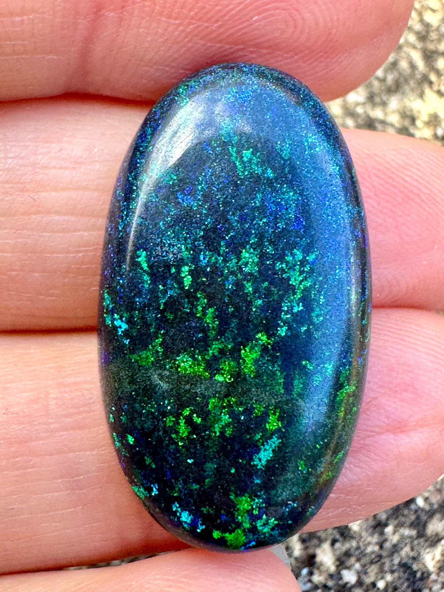Gorgeous oval Andamooka matrix opal 14.4cts