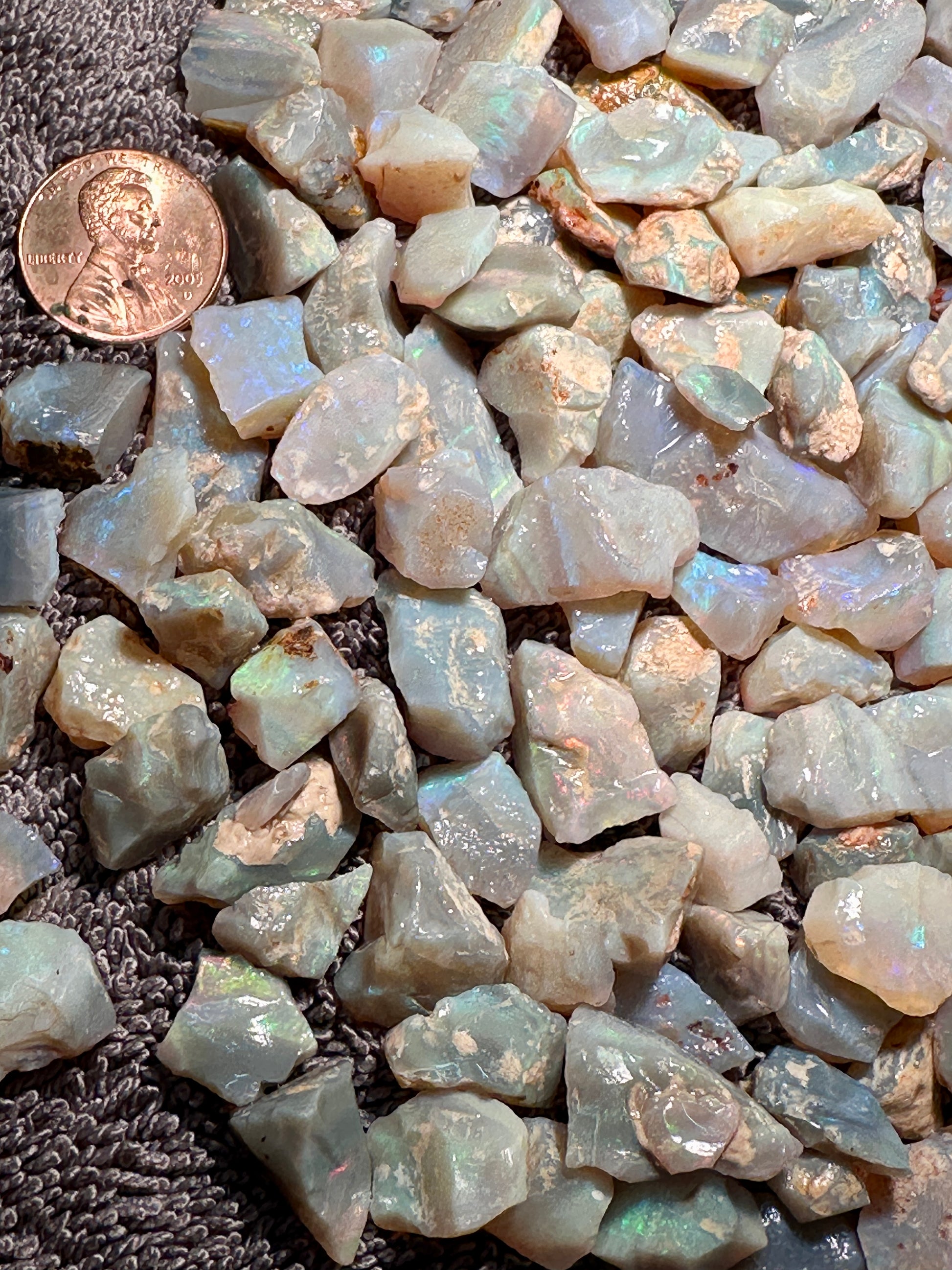 Lambina Crystal Opal Parcel 155.5g — Lambina, South Australia
