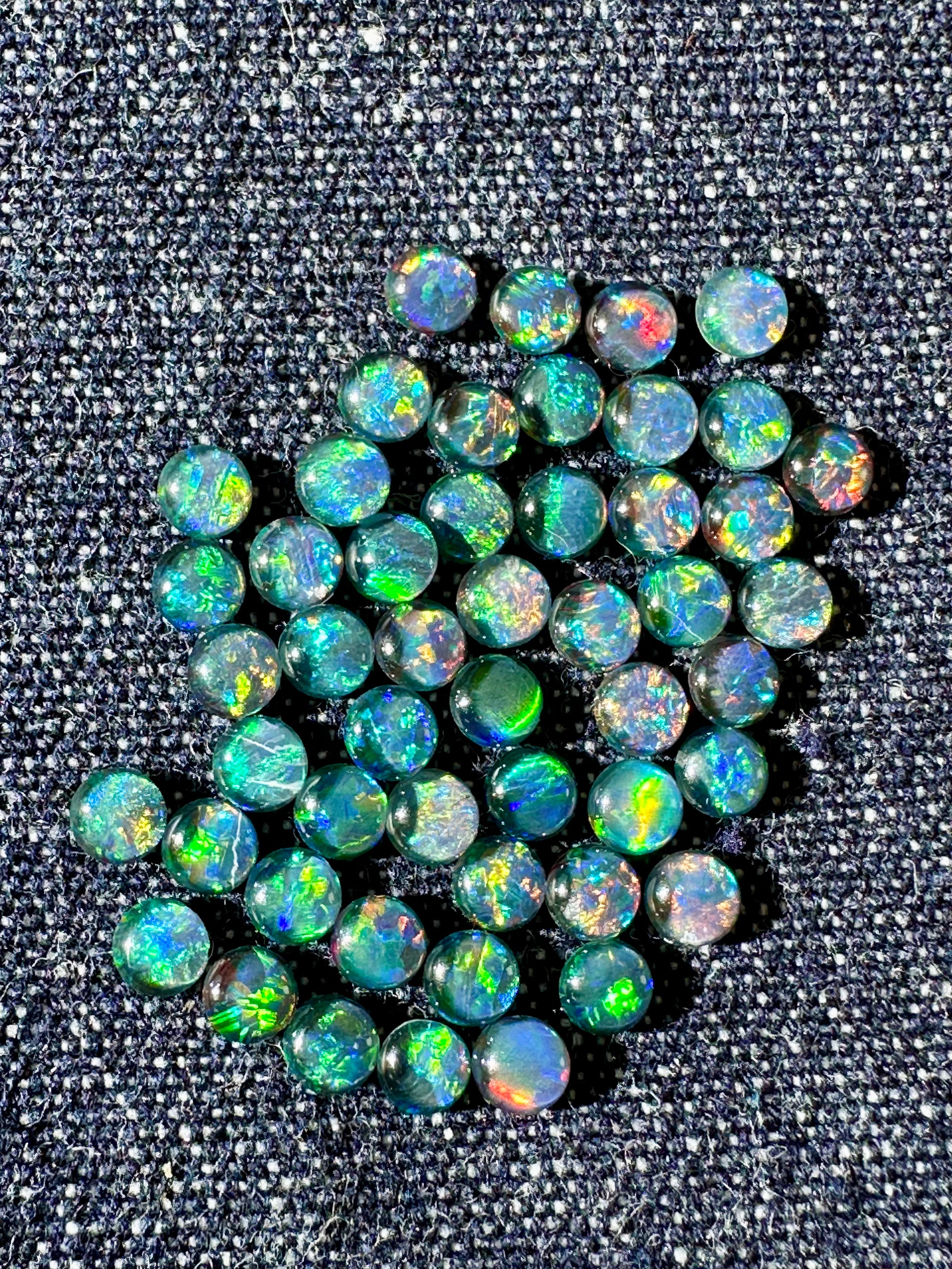 Bright 4mm round Australian opal triplets