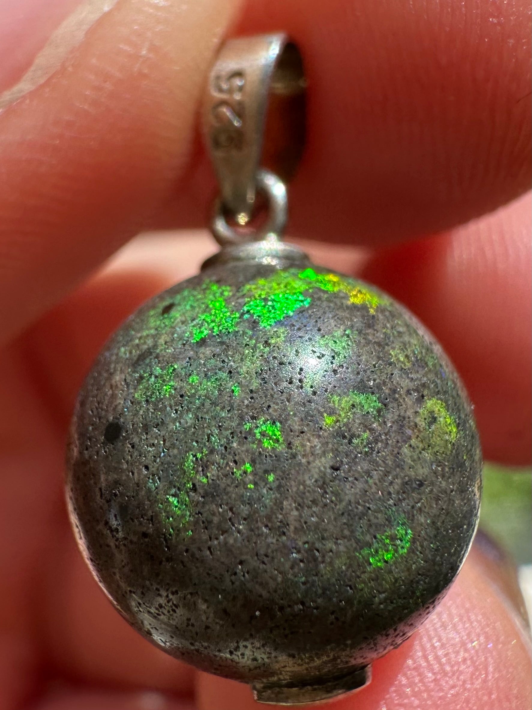 Australian Andamooka Matrix green and gold opal focal bead pendant 12.50ct