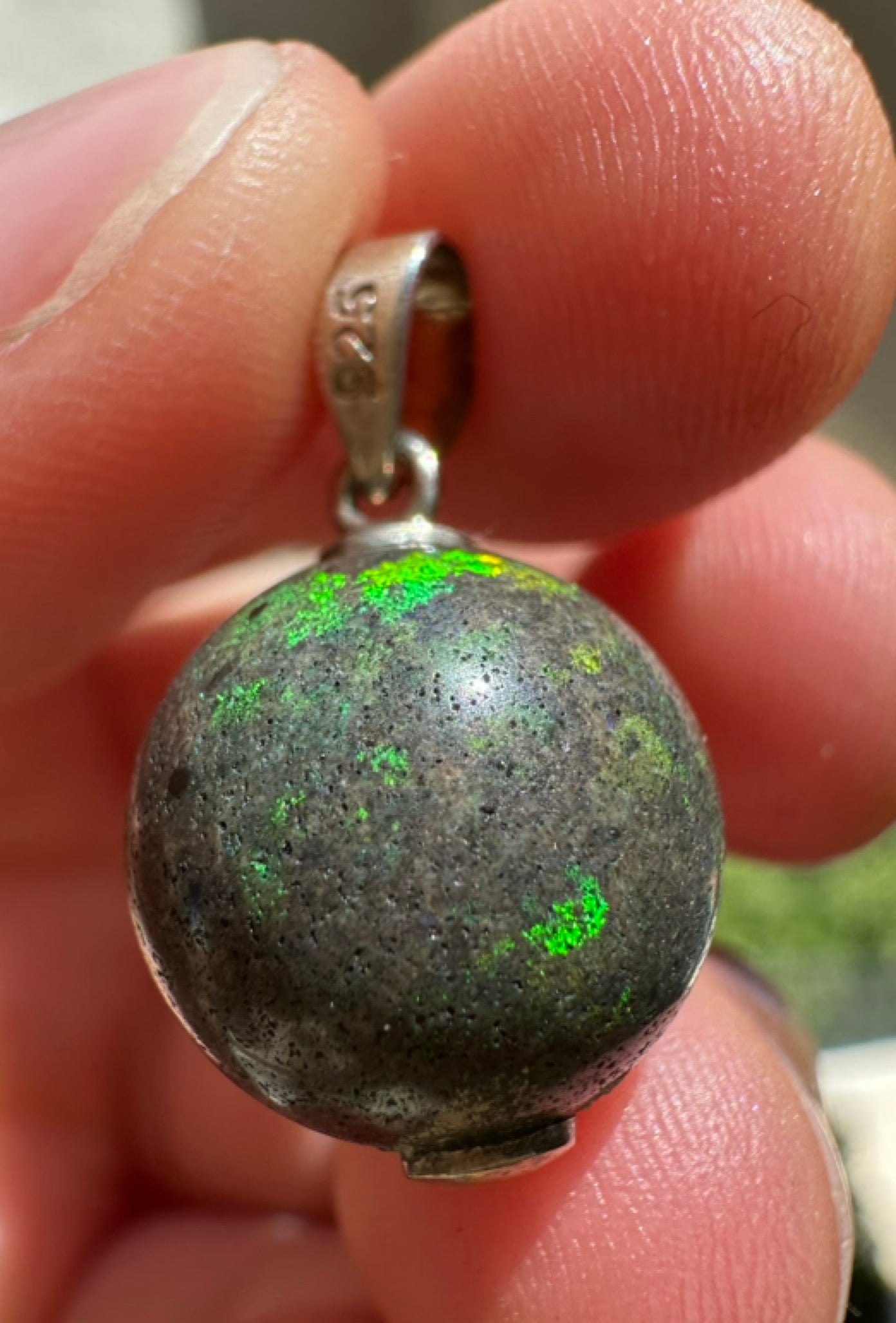 Australian Andamooka Matrix green and gold opal focal bead pendant 12.50ct