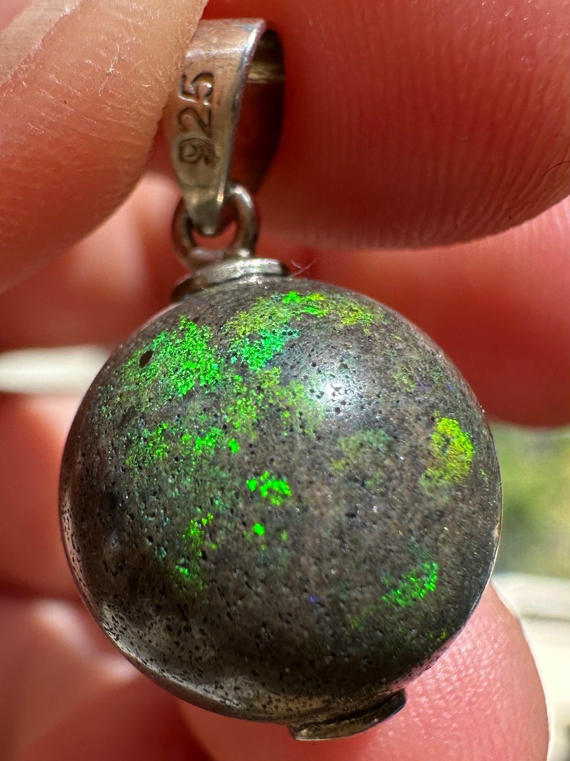 Australian Andamooka Matrix green and gold opal focal bead pendant 12.50ct