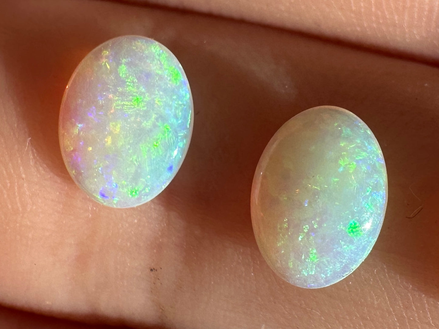 Australian Andamooka solid opal unset multicolored crystal pendant or earrings 1.305 cts