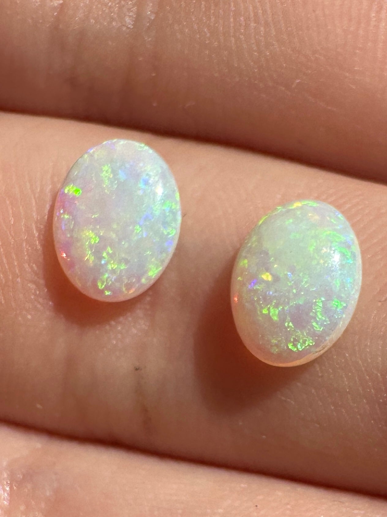 Australian Andamooka solid opal unset multicolored crystal pendant or earrings 1.305 cts