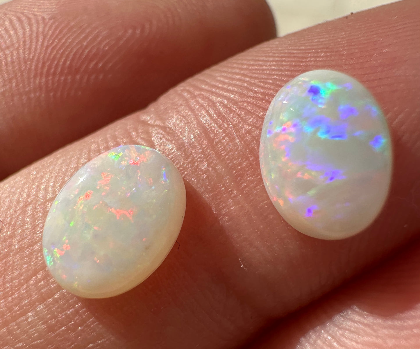 Australian Coober Pedy Crystal Opal multicolored unset pair pendant or ring 3.45 cts